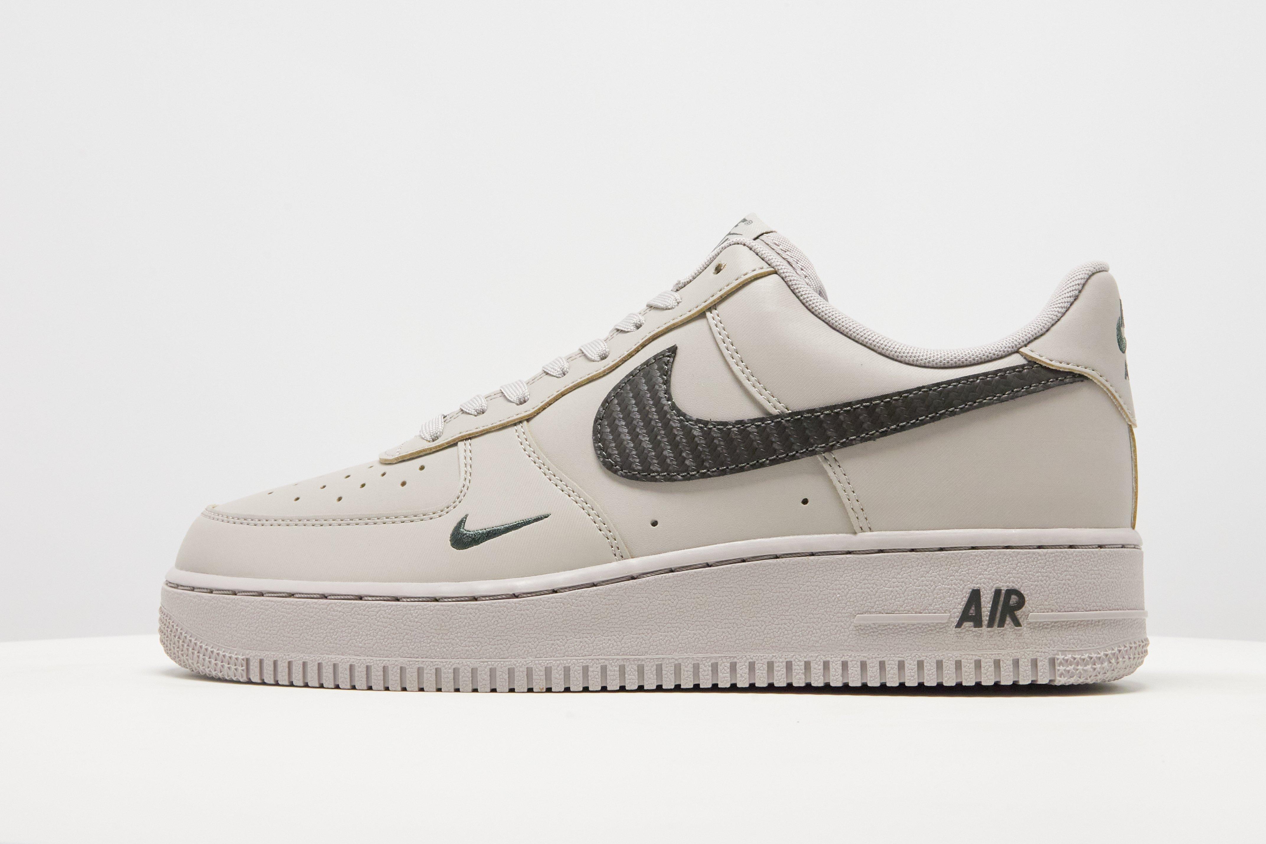 Nike Air Force 1 Low