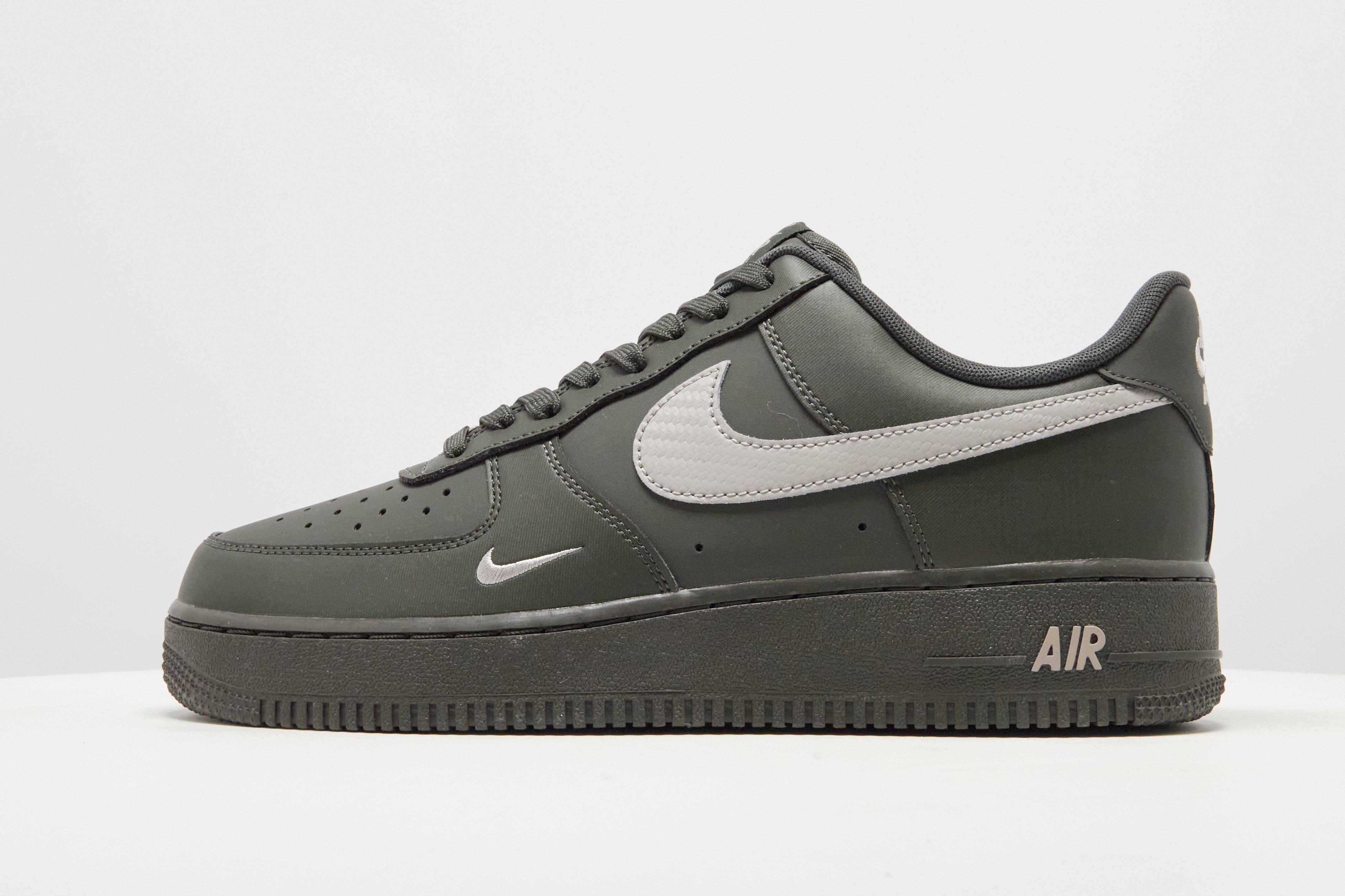 Nike Air Force 1 Low