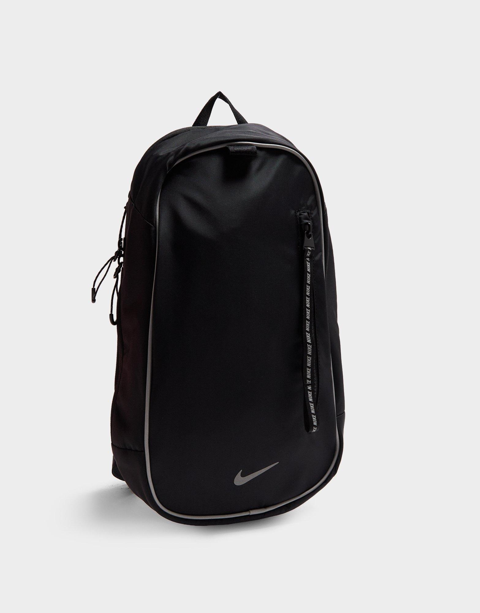 Nike Commute Umhängetasche