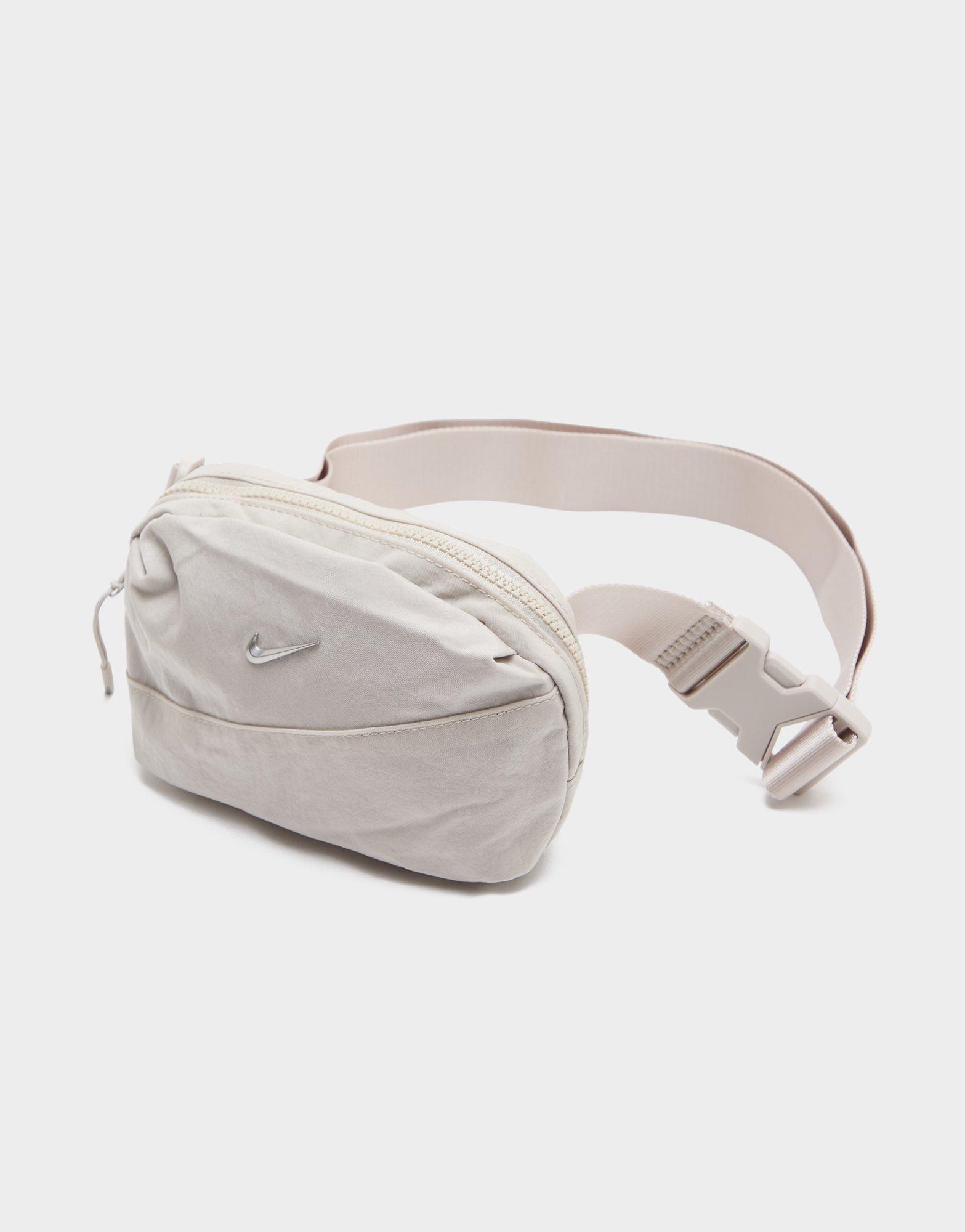 Nike Aura Crossbody Bag