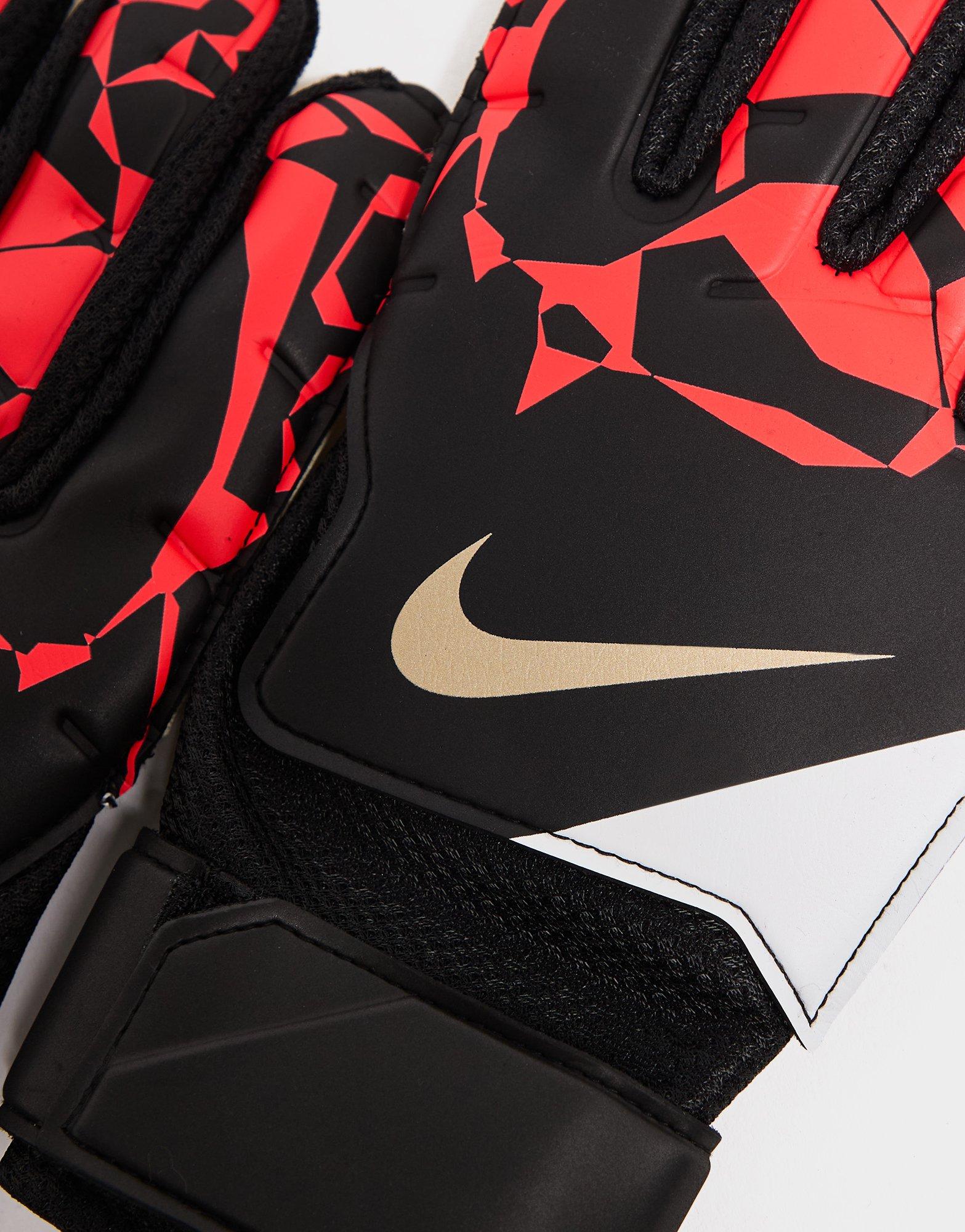 Nike Match Goalkeeper Gloves