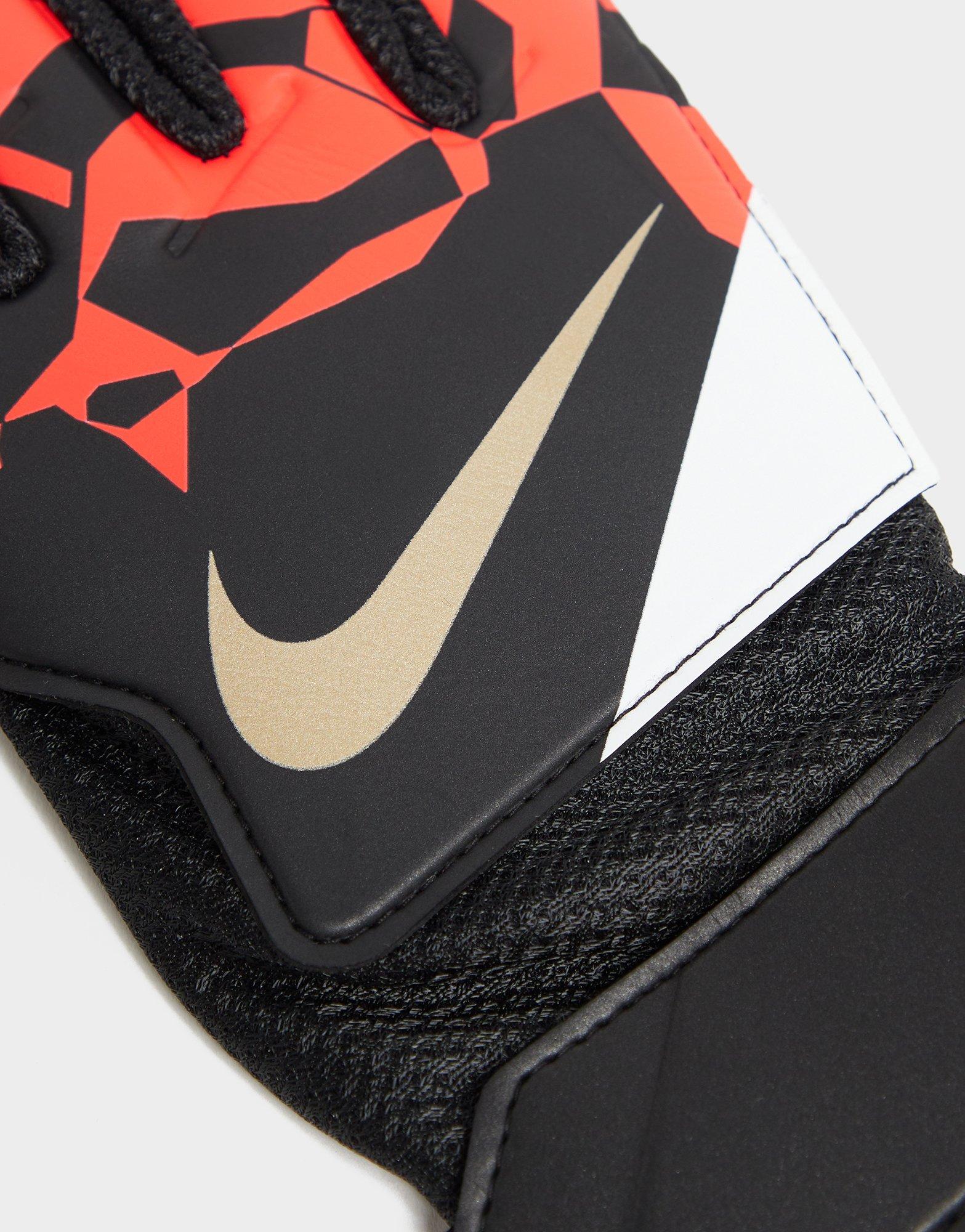 Nike Match Goalkeeper Gloves Junior