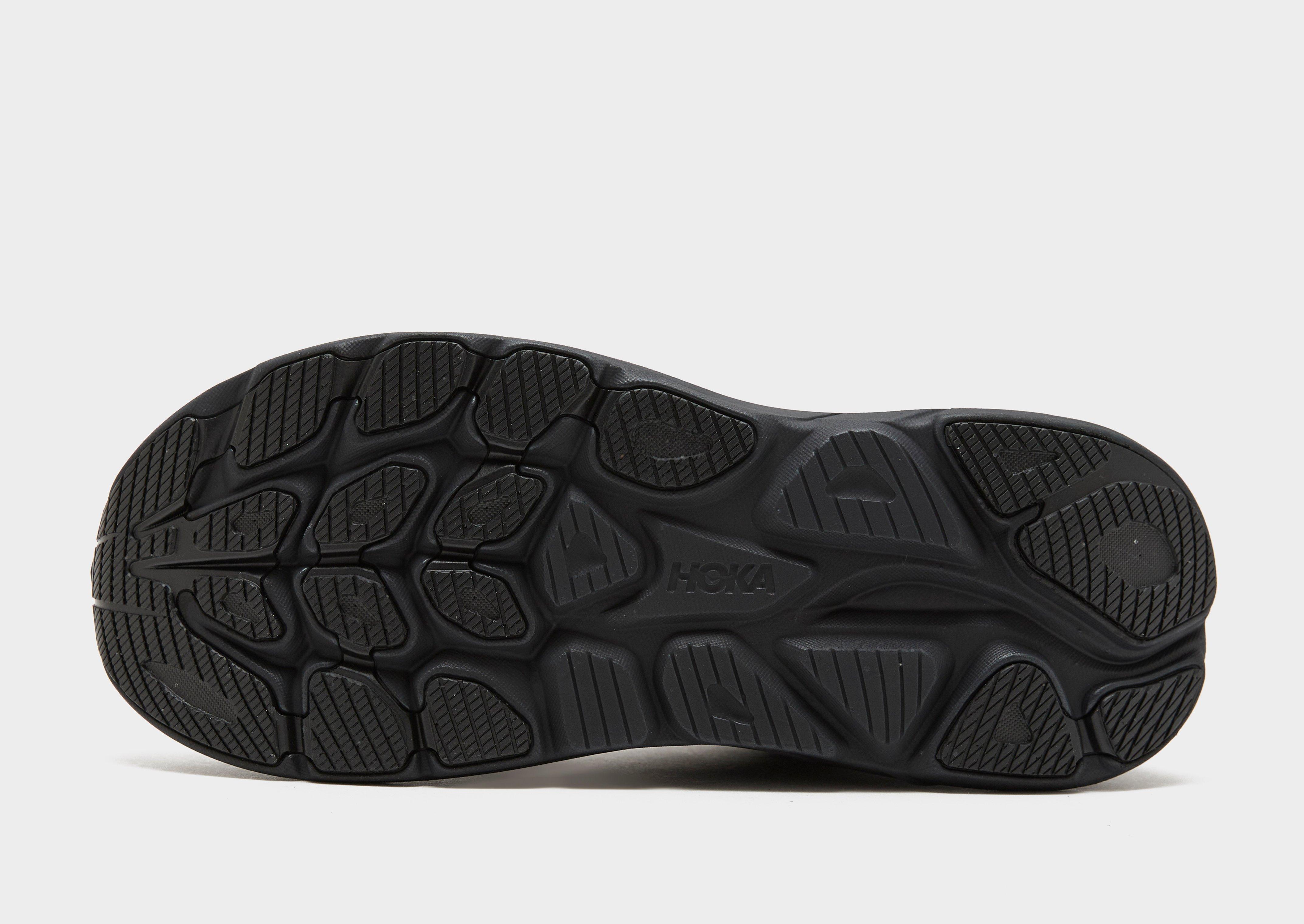 HOKA Clifton 11