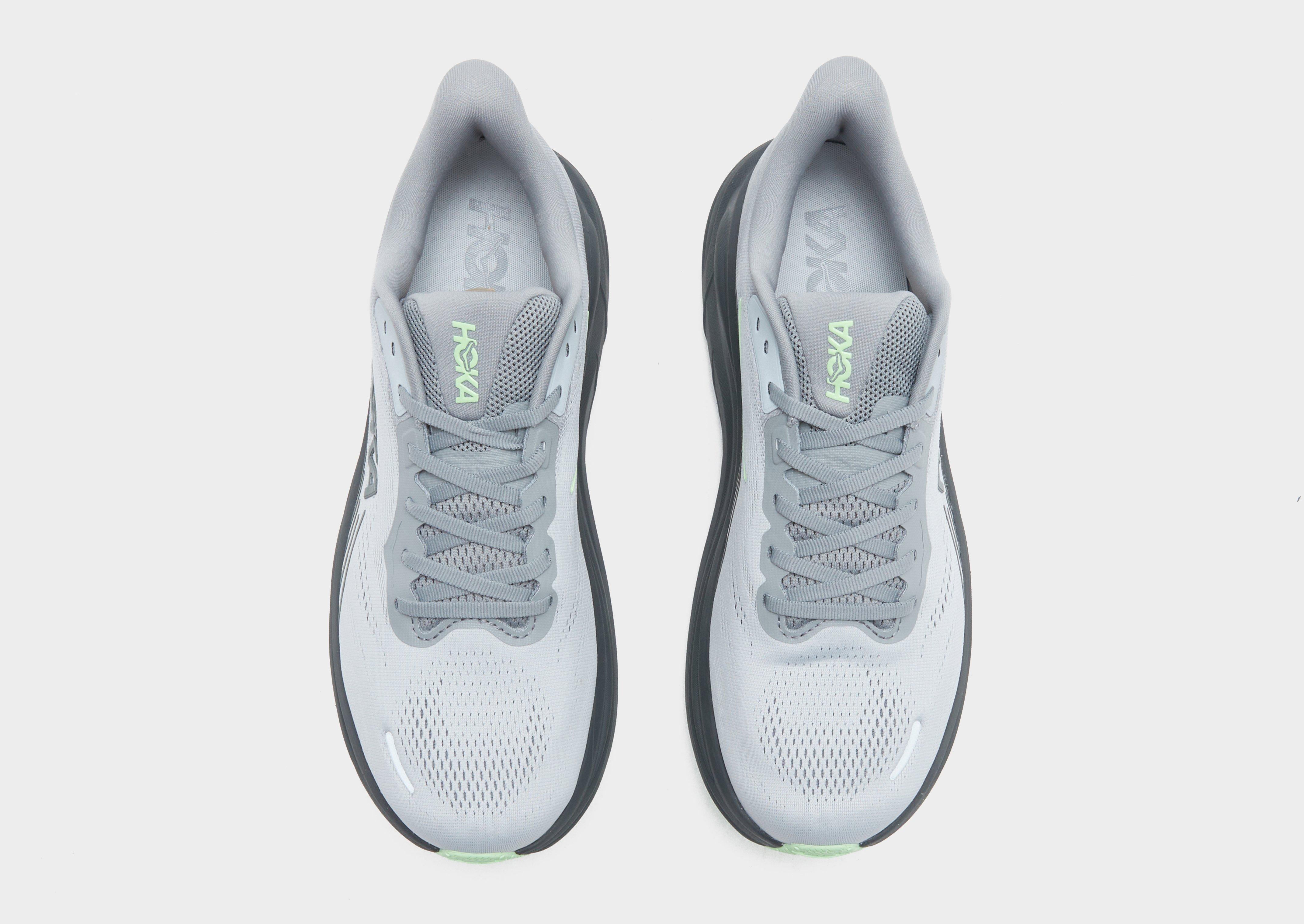 HOKA Clifton 11