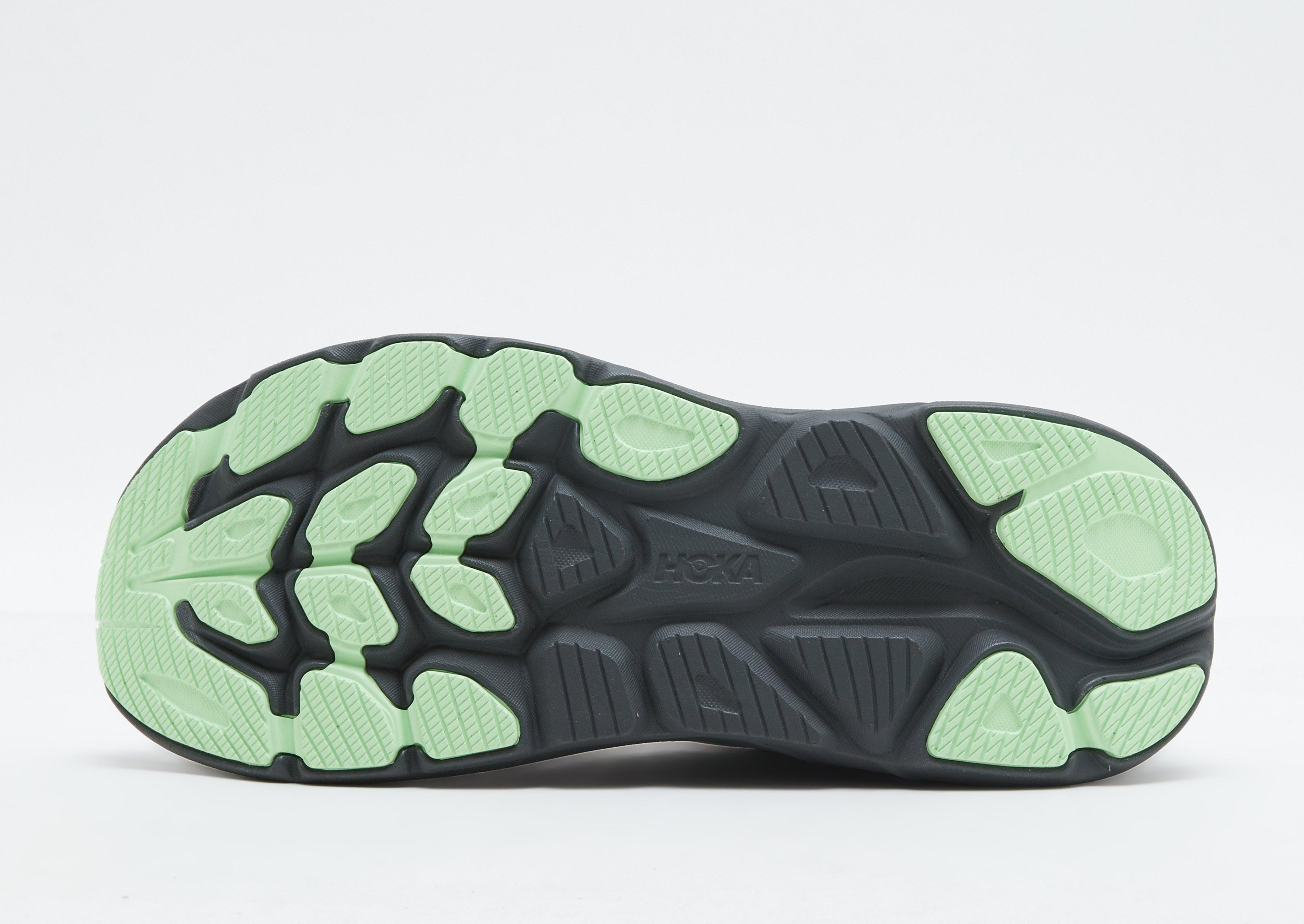 HOKA Clifton 11