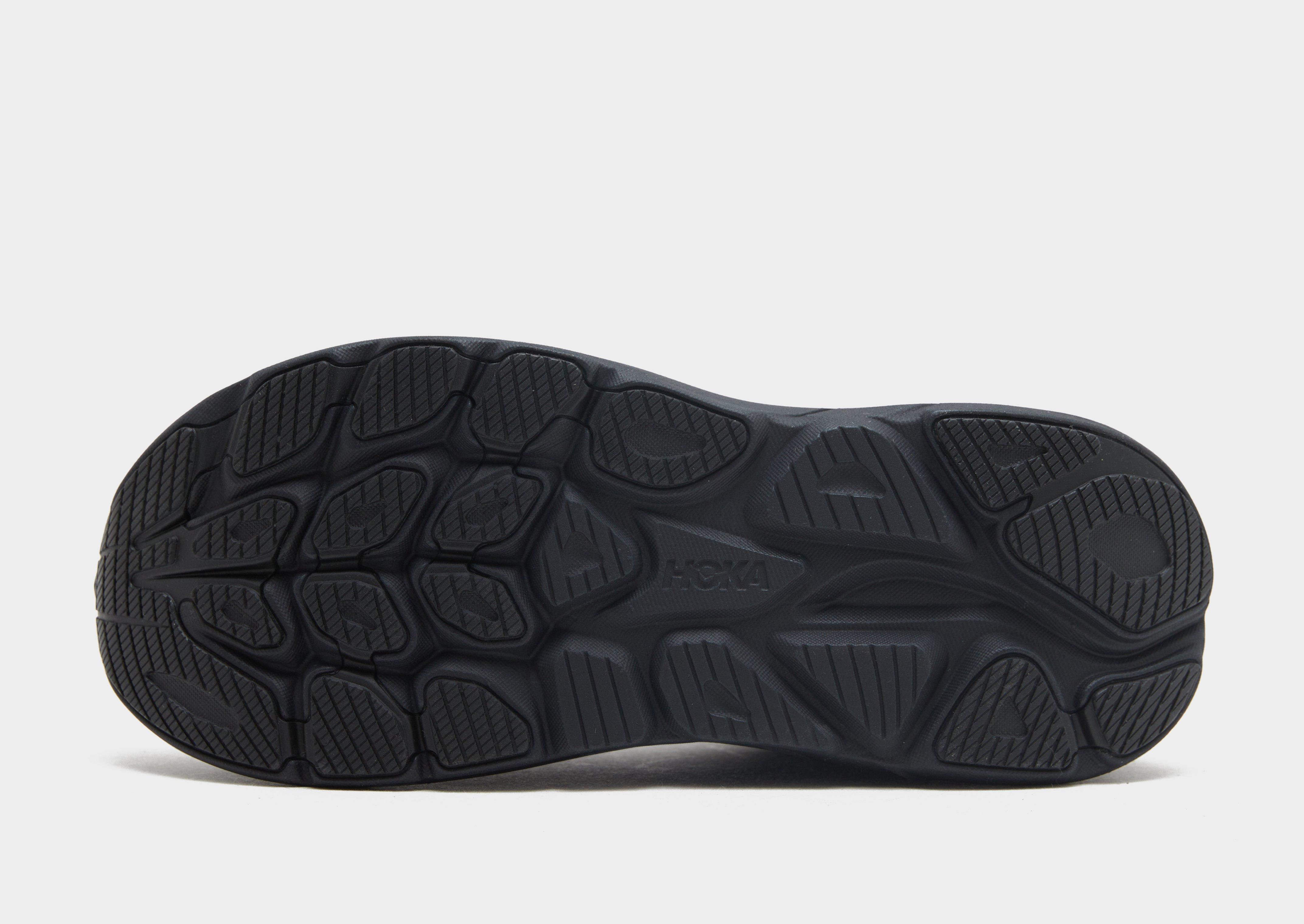 HOKA Clifton 11
