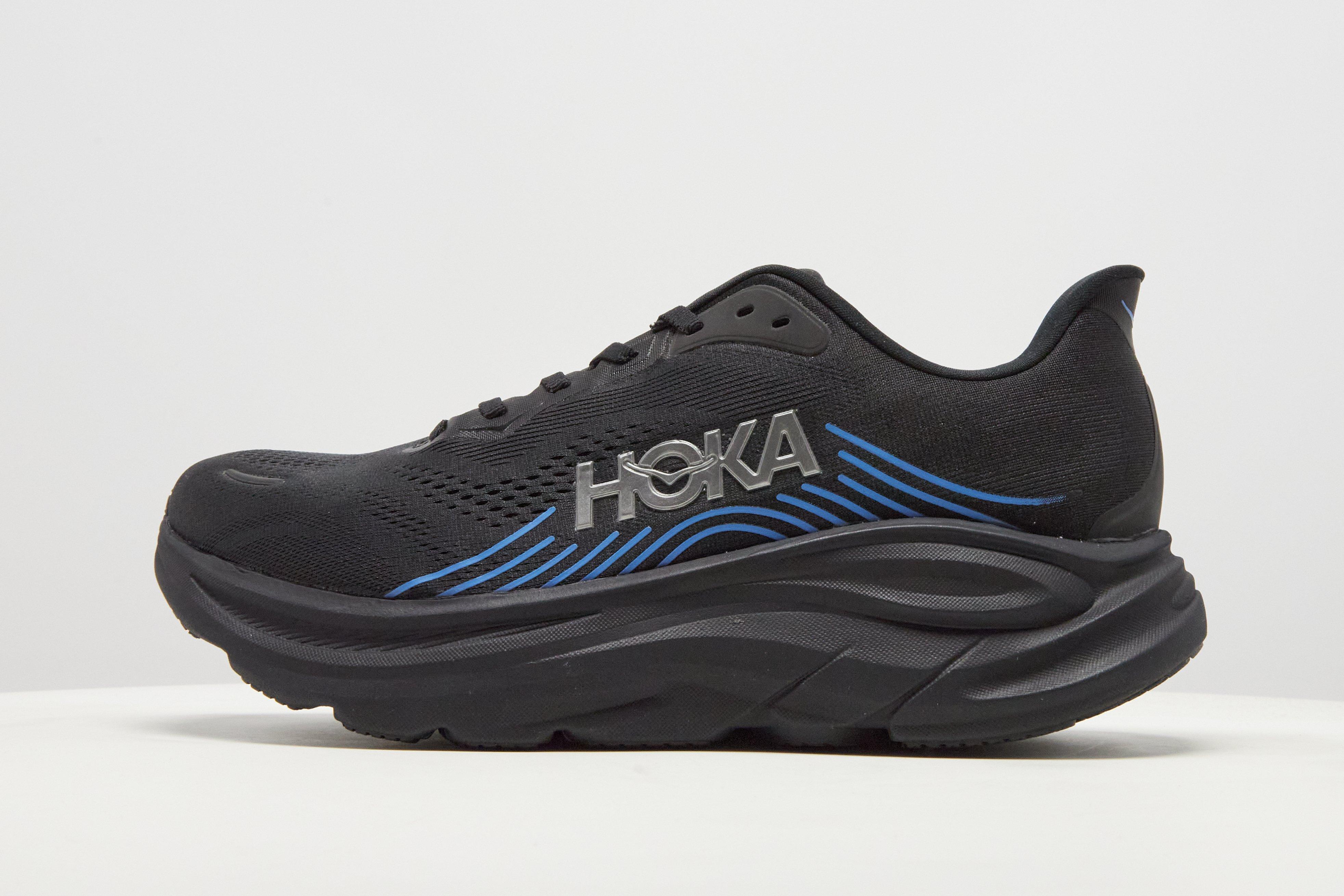 HOKA Clifton 11