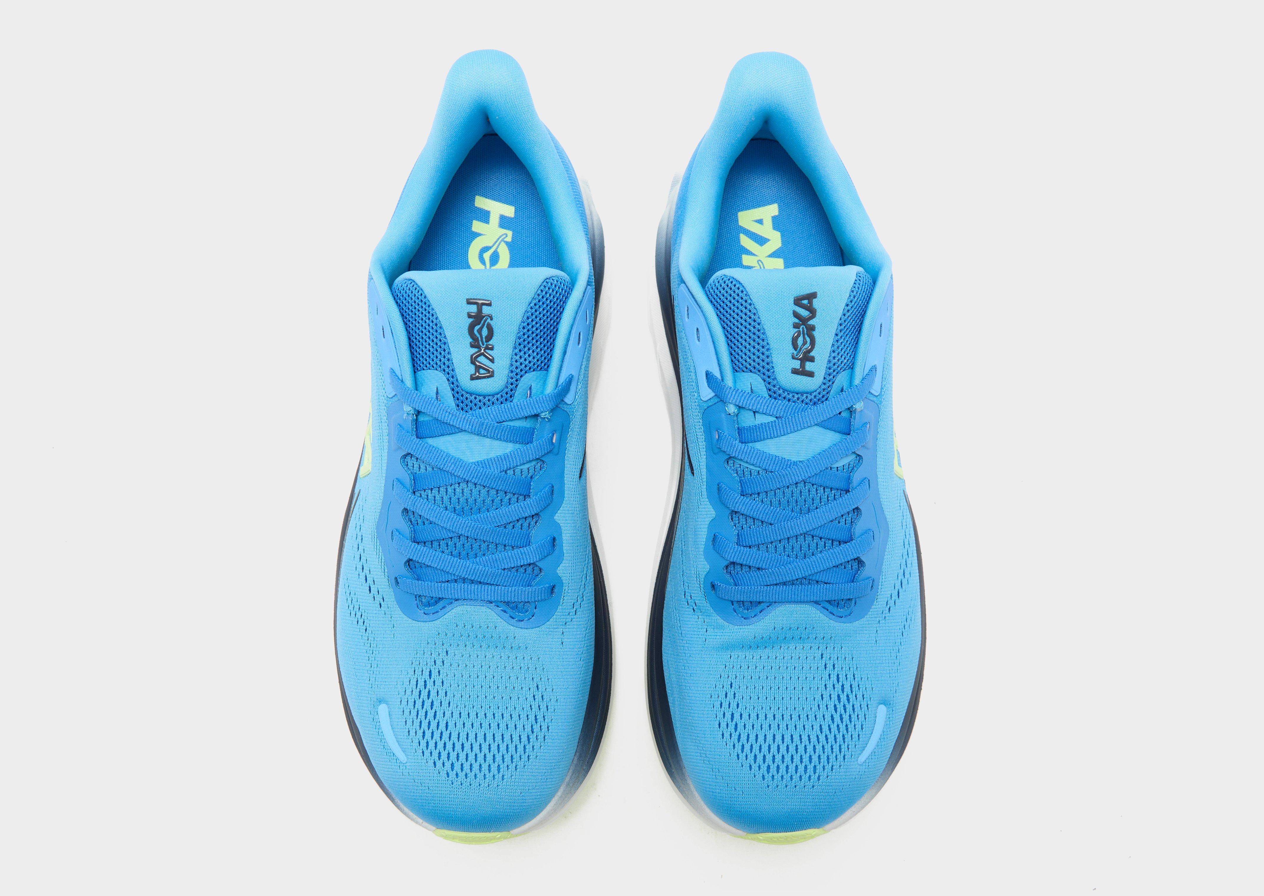 HOKA Clifton 11