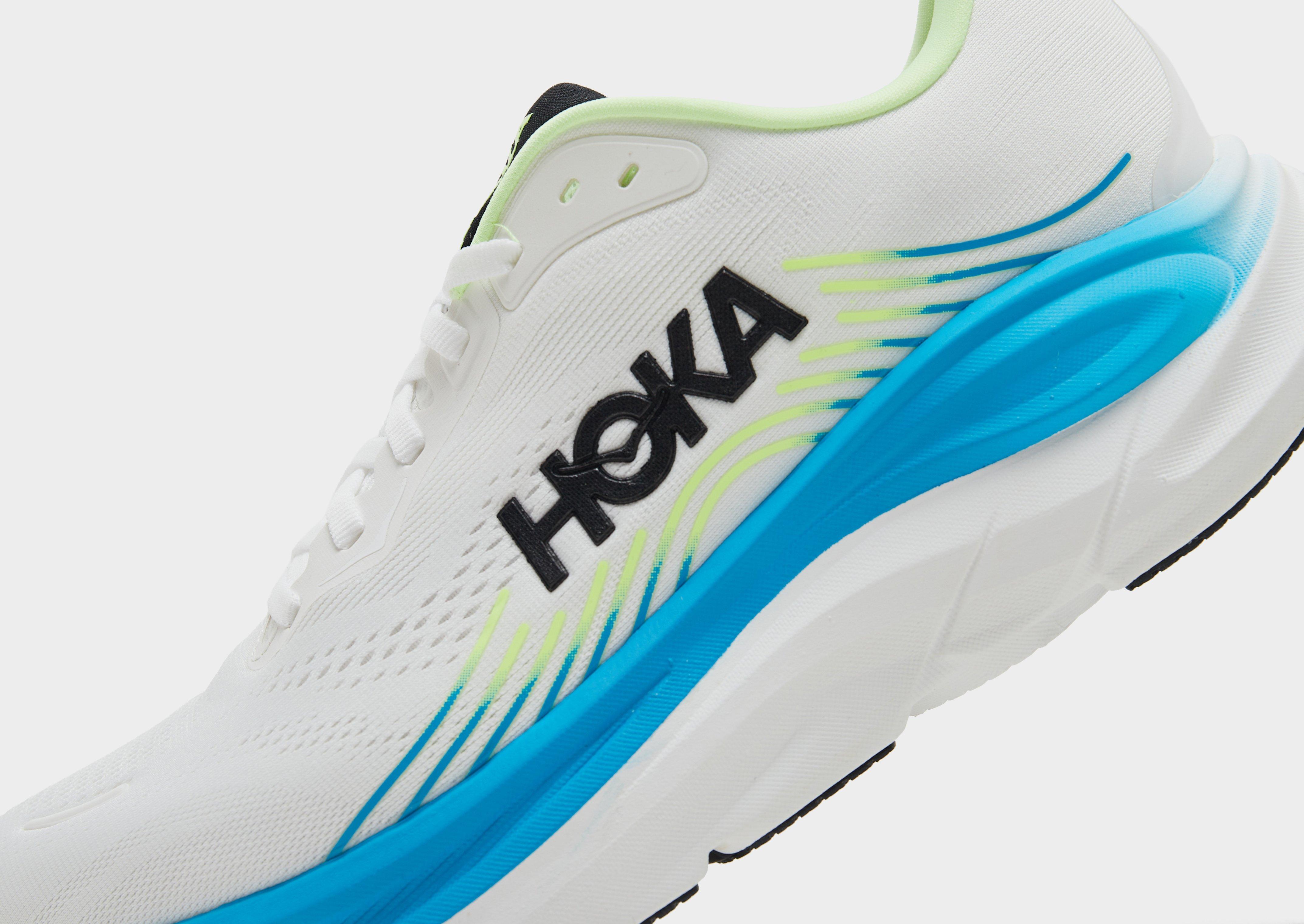 HOKA Clifton 11