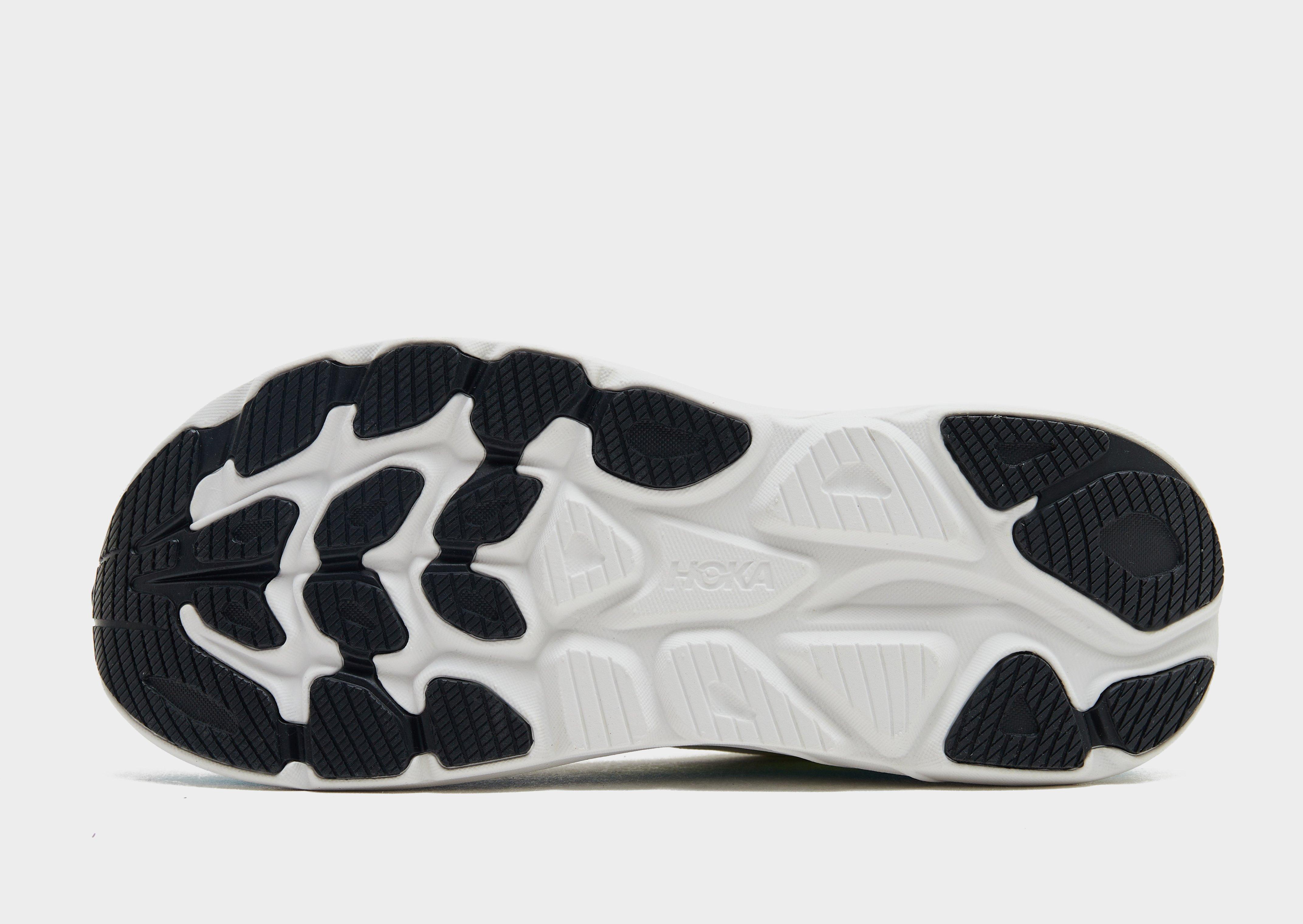 HOKA Clifton 11