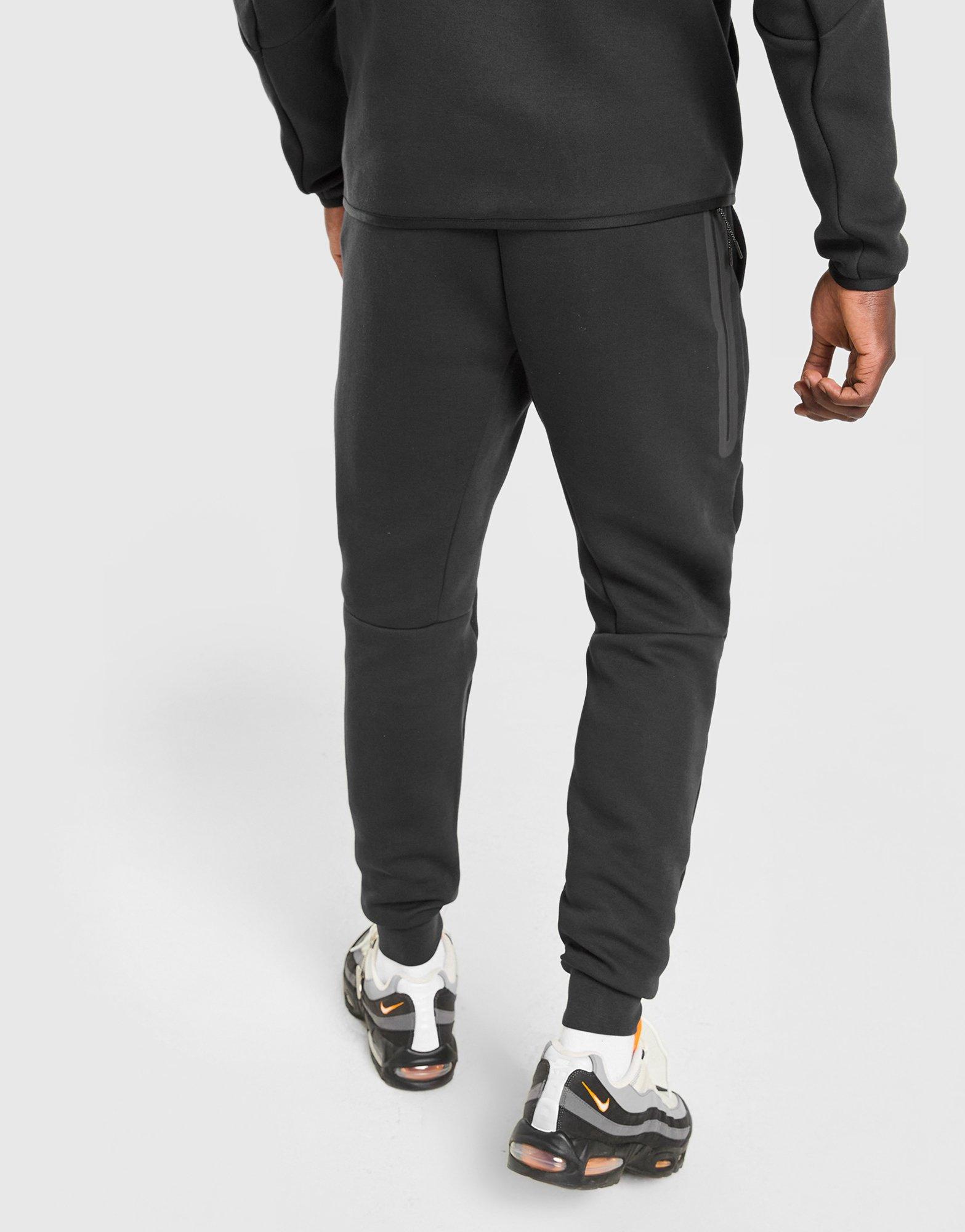 Nike Chelsea FC Tech Fleece Joggers