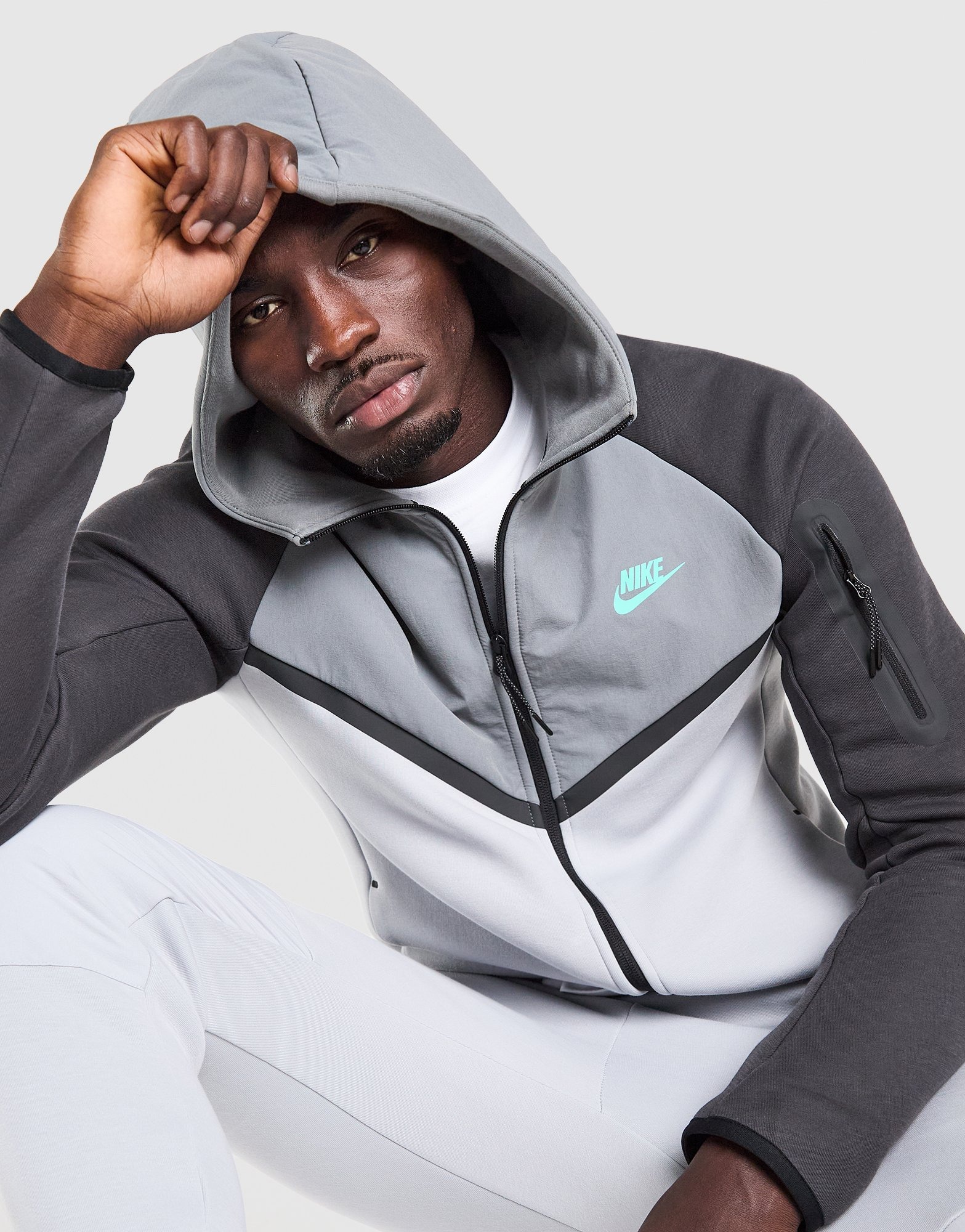 nike tech fleece ジップ　パーカー　グレー　ブラック Grey Nike Tech Mix Full Zip Hoodie - JD Sports Global
