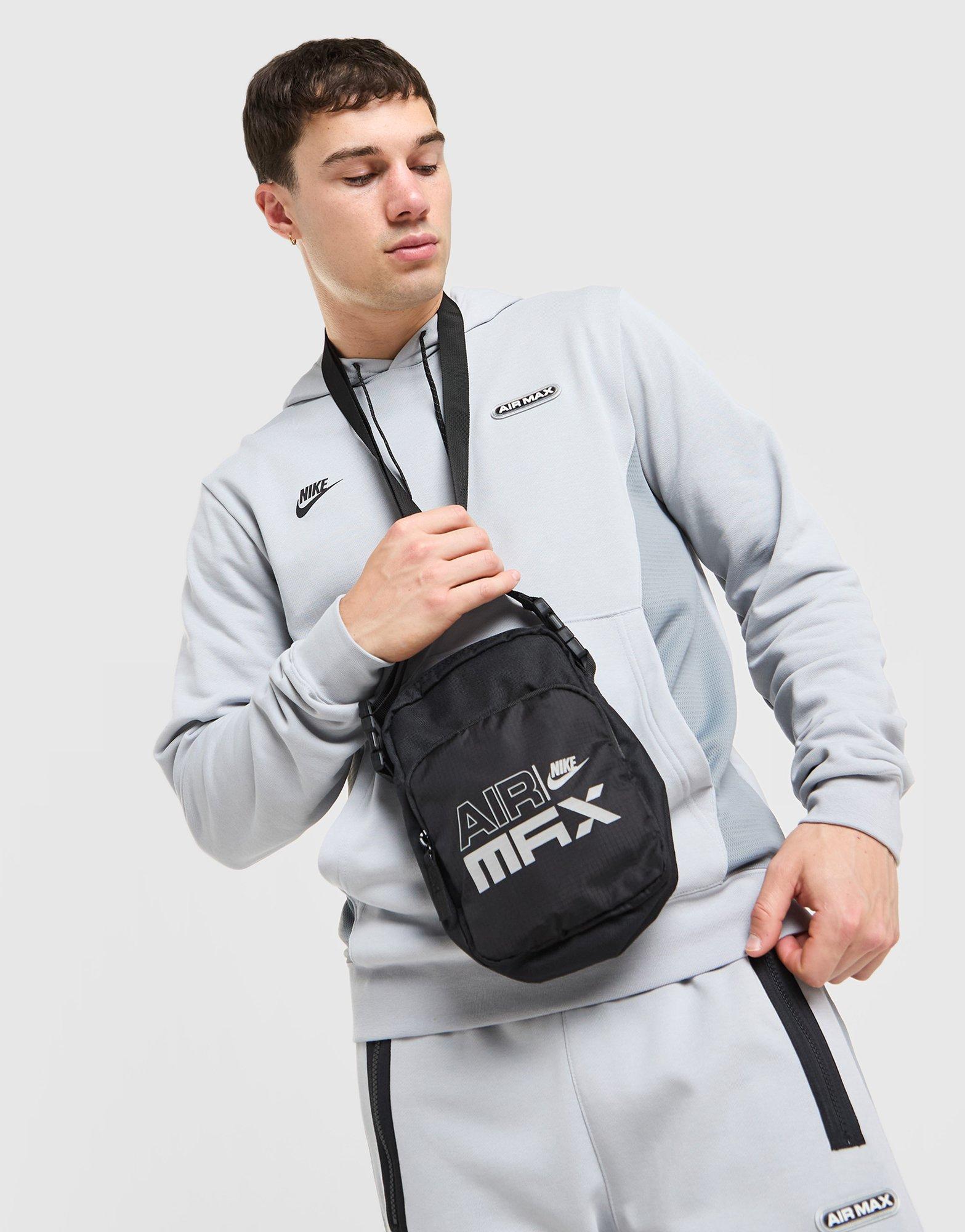 Nike Air Max Fleece Overhead Hoodie