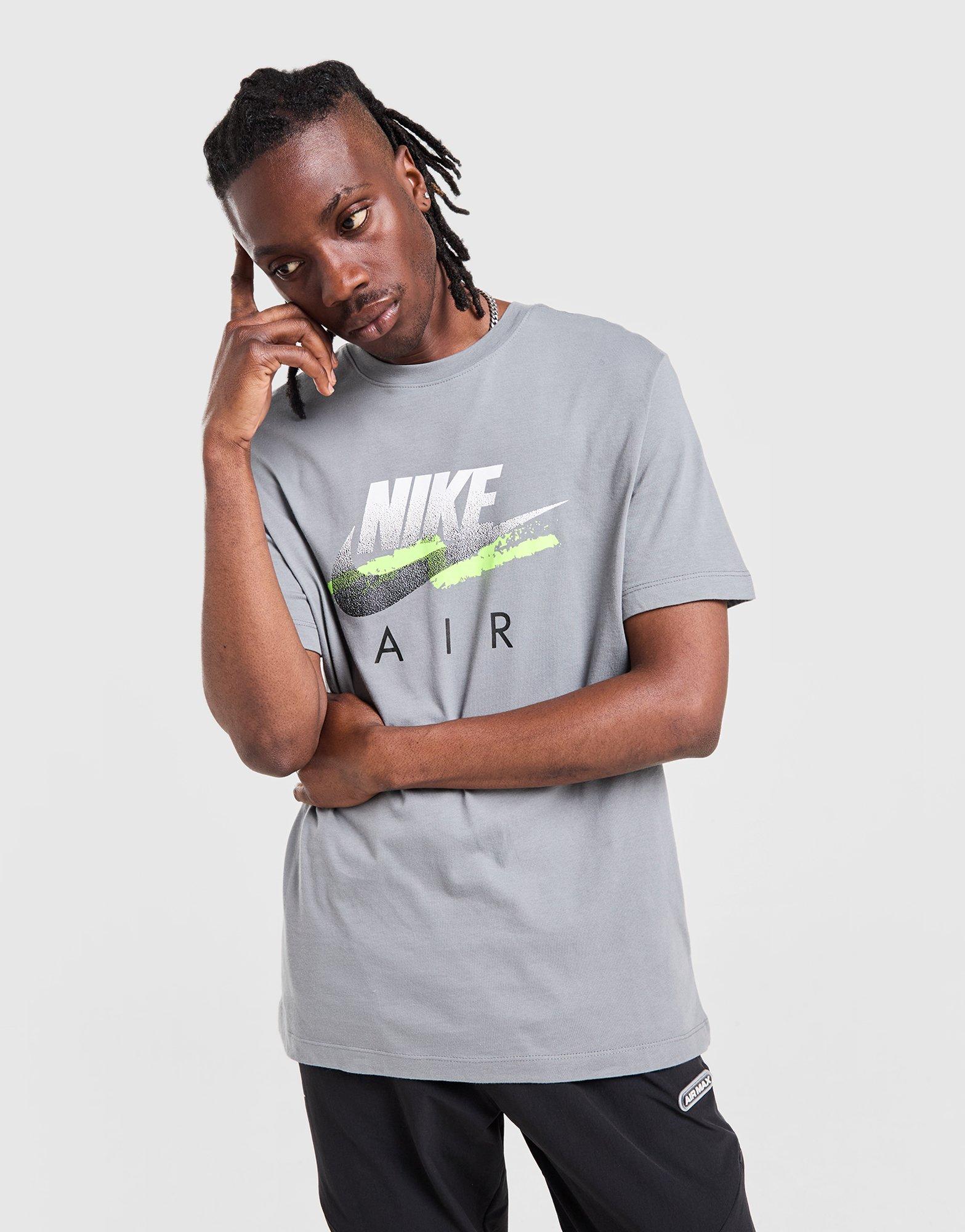 Nike T-shirt DNA Remix