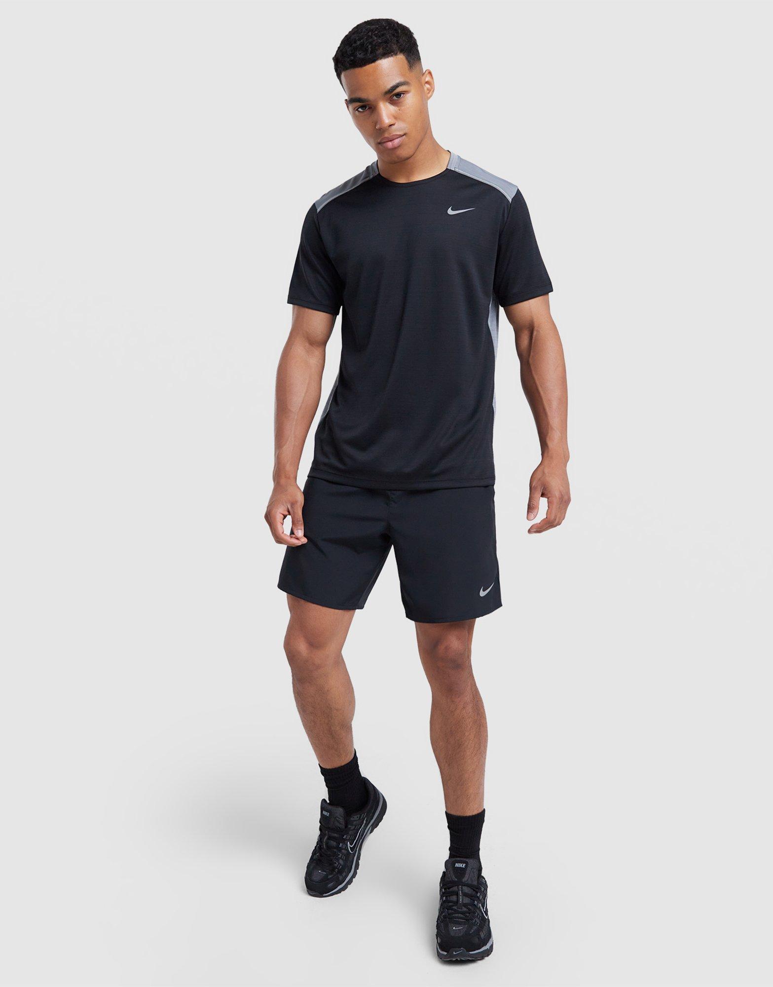 Nike Challenger 7" Unlined Shorts