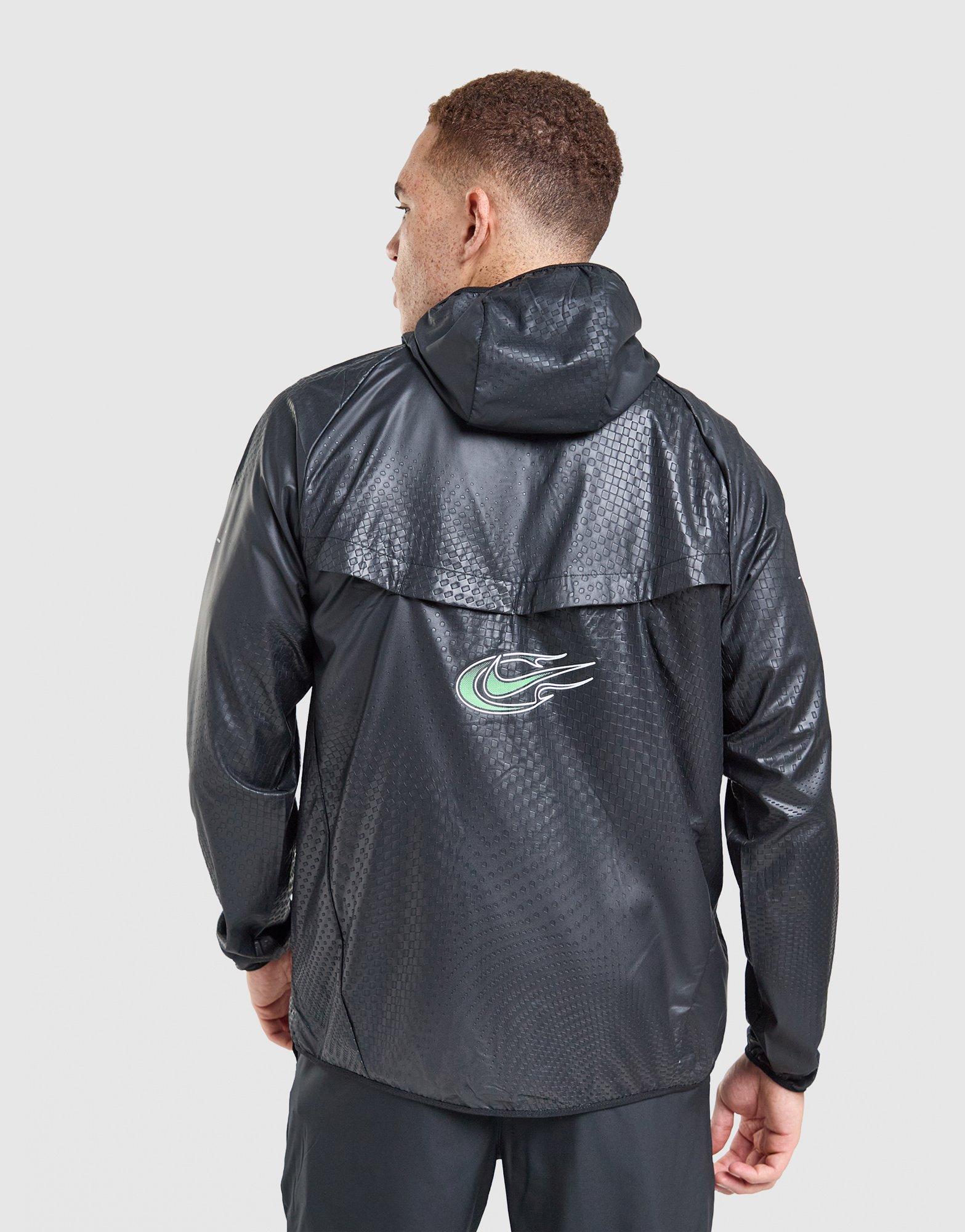Nike Stride Swoosh Jacket