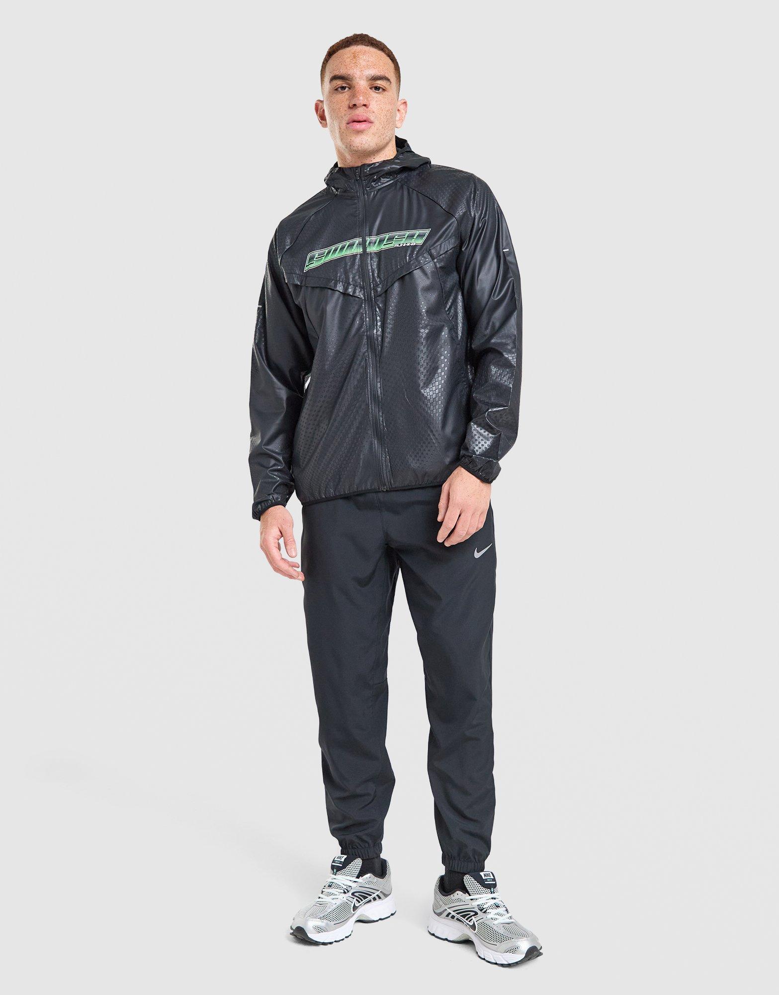 Nike Stride Swoosh Jacket