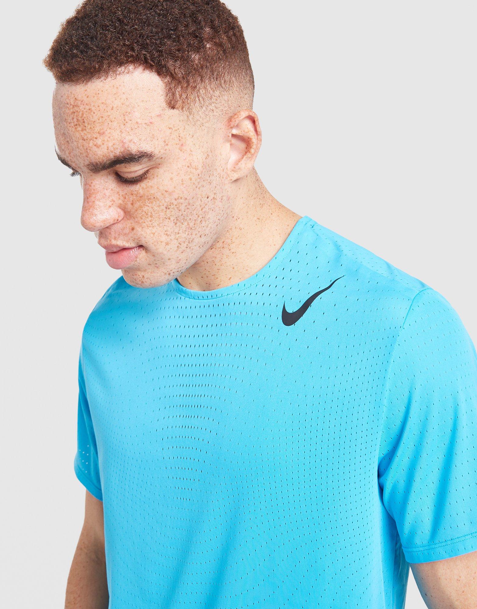 Nike T-shirt AeroSwift