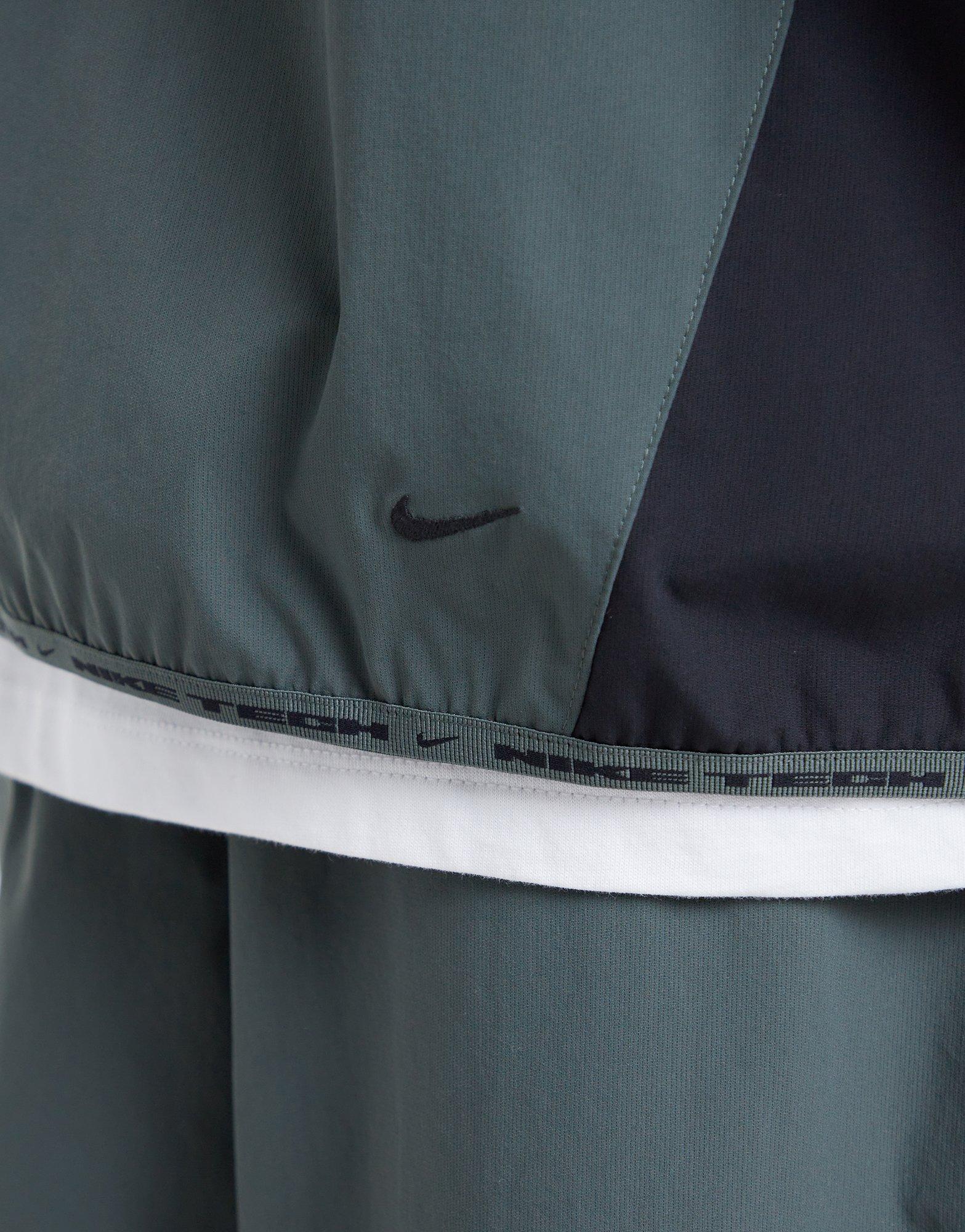 Nike Tech Helios Full Zip Jacket