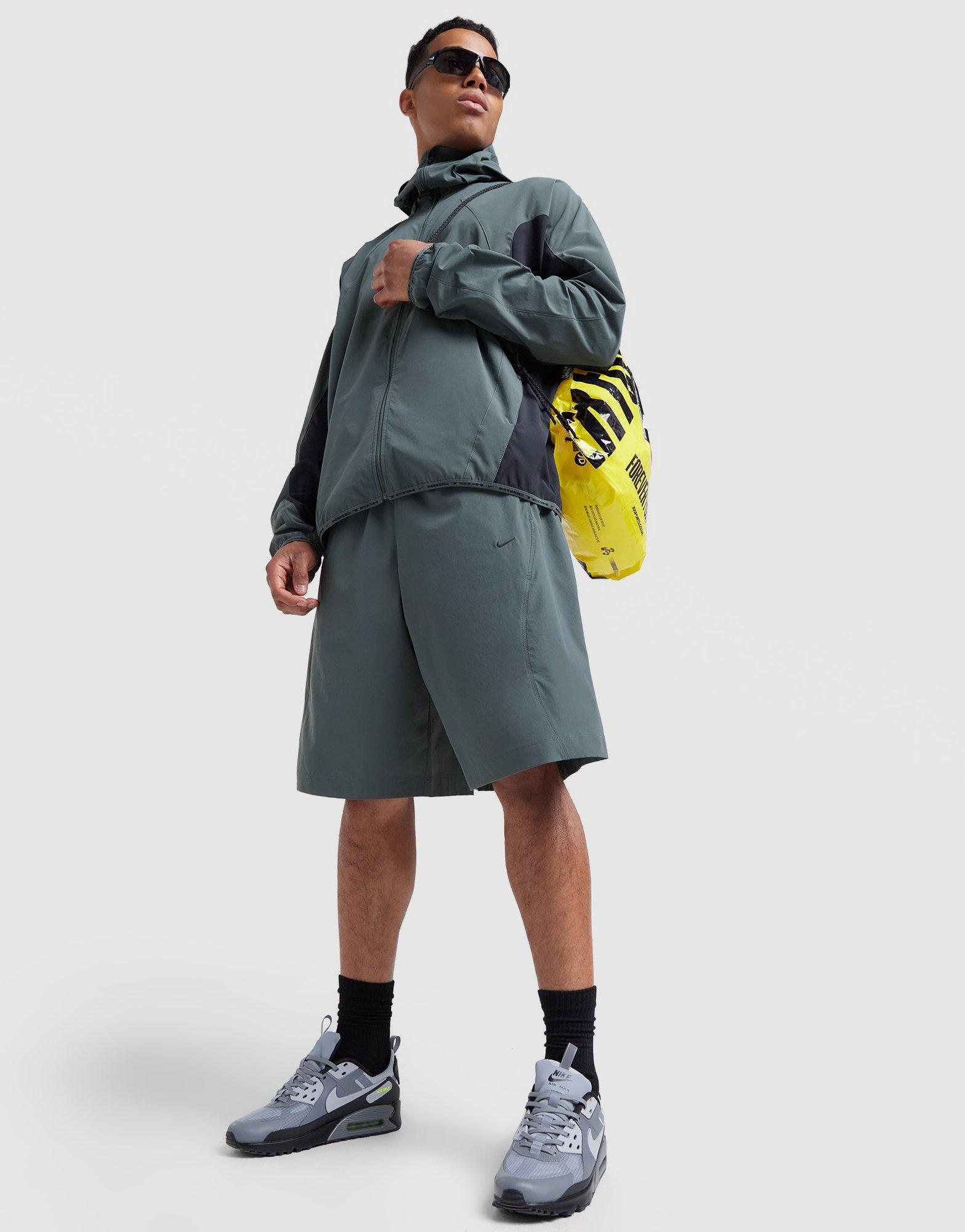 Nike Tech Helios Shorts