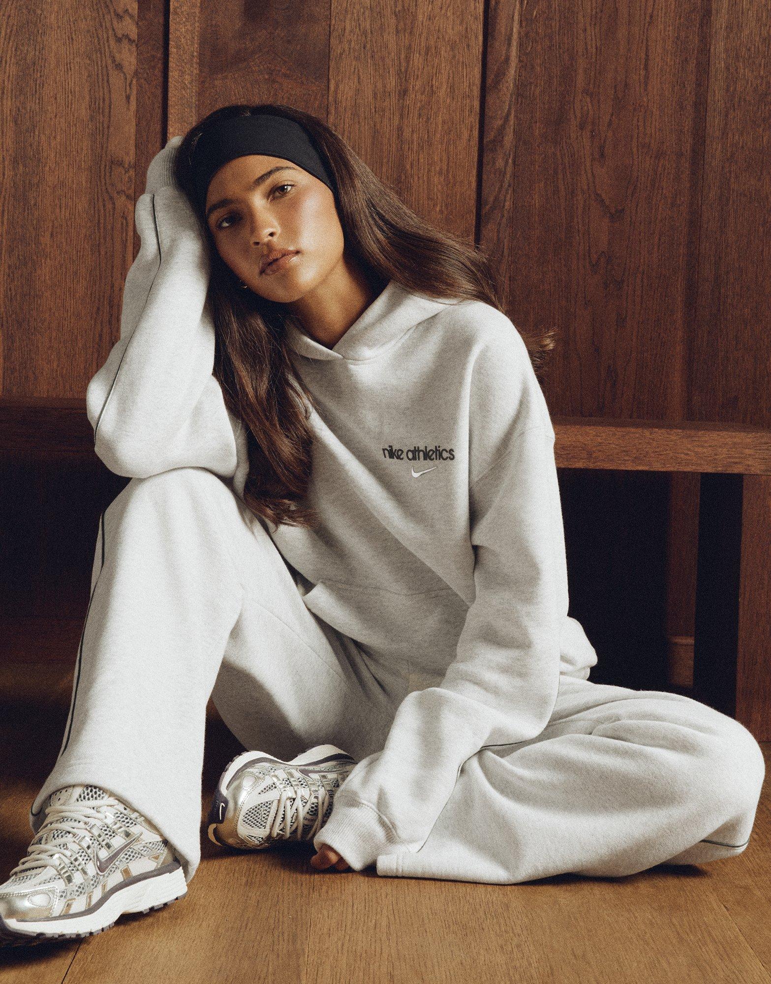 Nike Gym Life Swoosh Fleece Oversized Hoodie