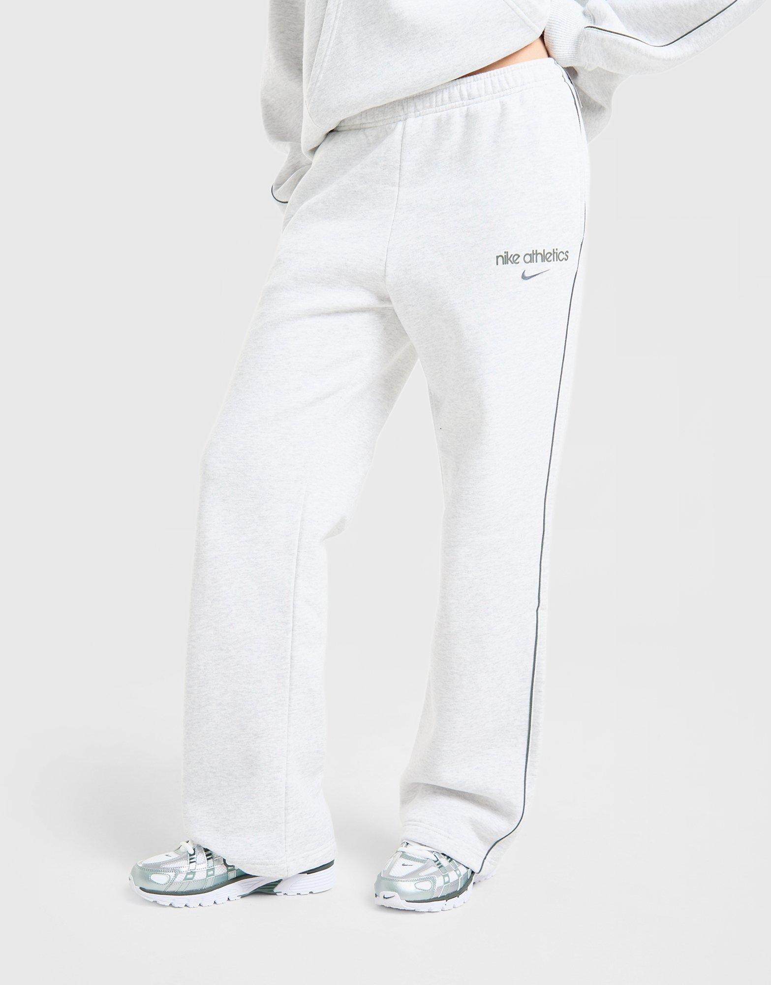 Nike Gym Life Swoosh Fleece Joggers