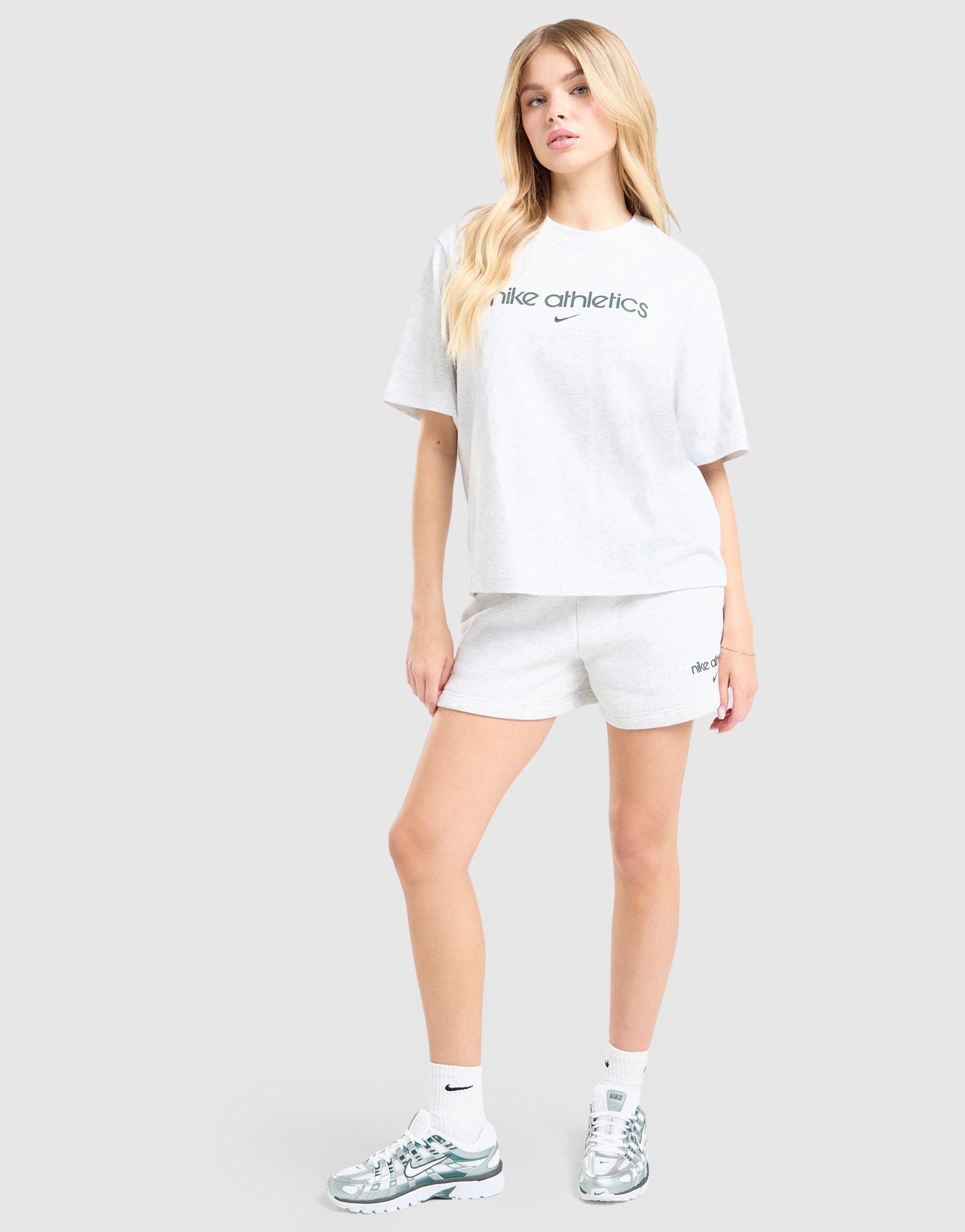 Nike Gym Life Swoosh Boxy T-Shirt