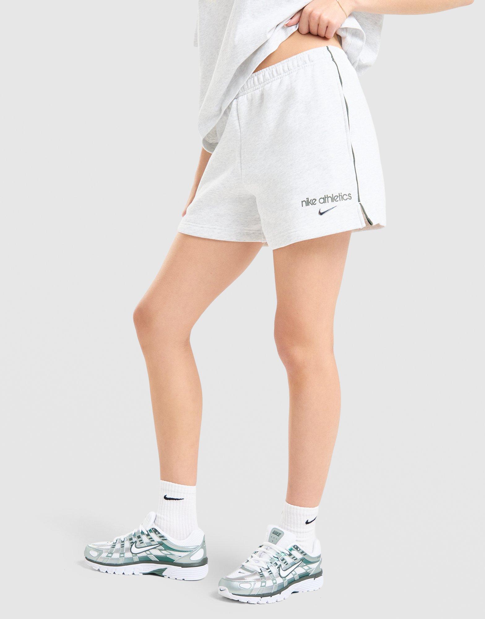 Nike Gym Life Swoosh 4" Shorts