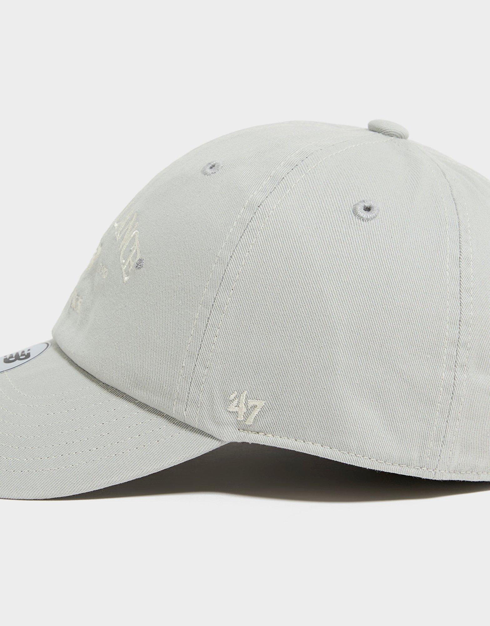New Balance Clean Up Graphic Cap