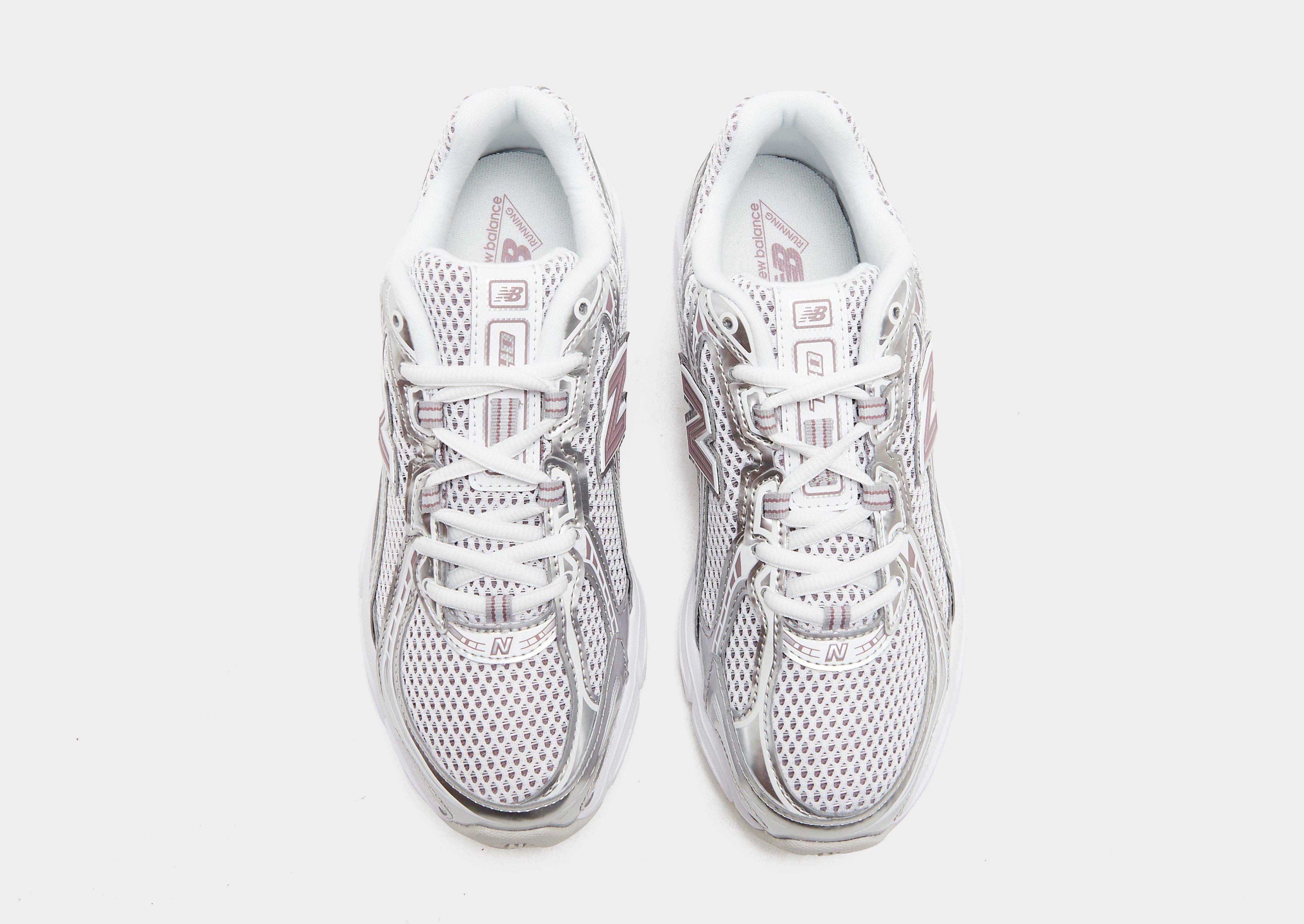 New Balance 740 Women's