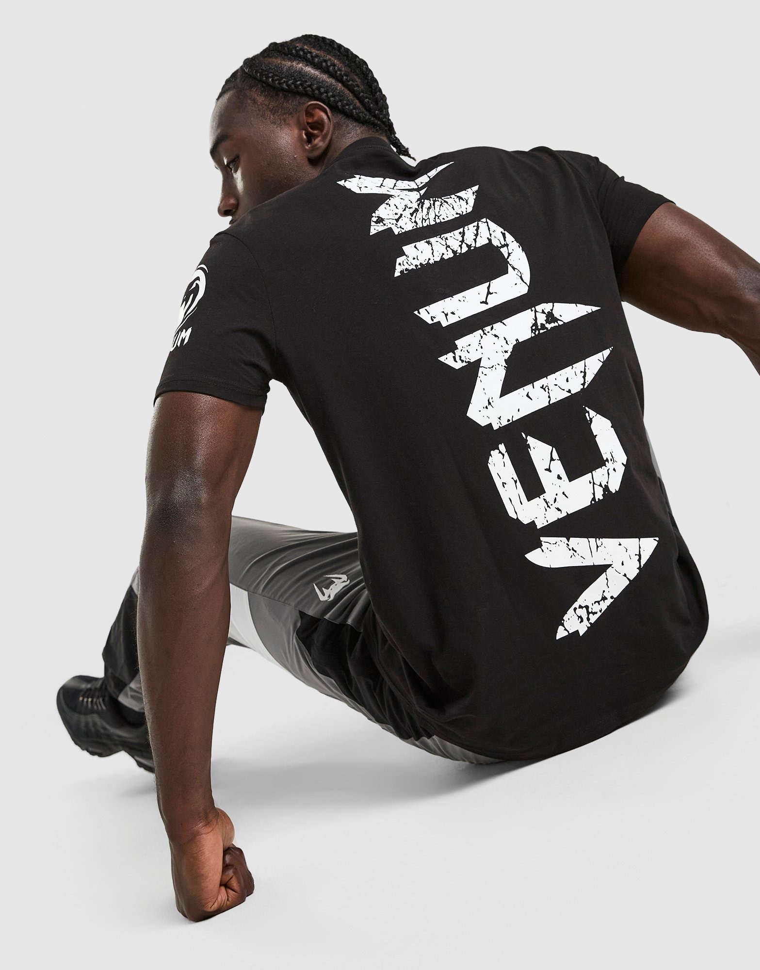 Black Venum Original Giant T-Shirt - JD Sports Global