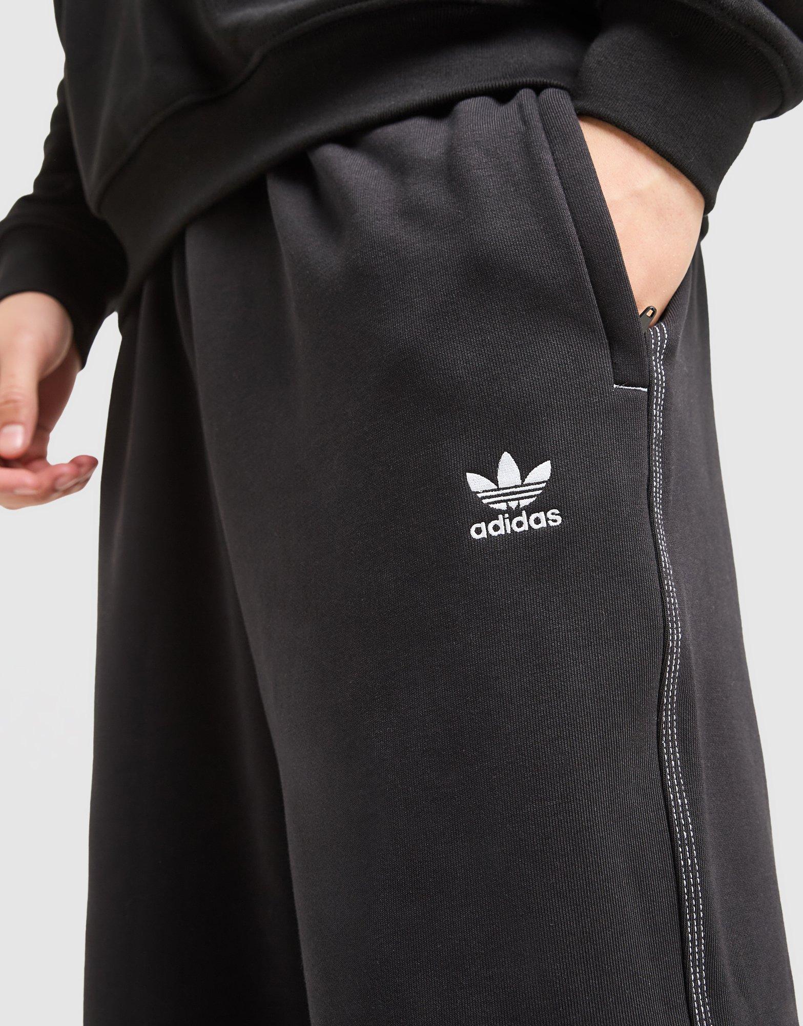 adidas Originals Essentials Open Hem Joggers