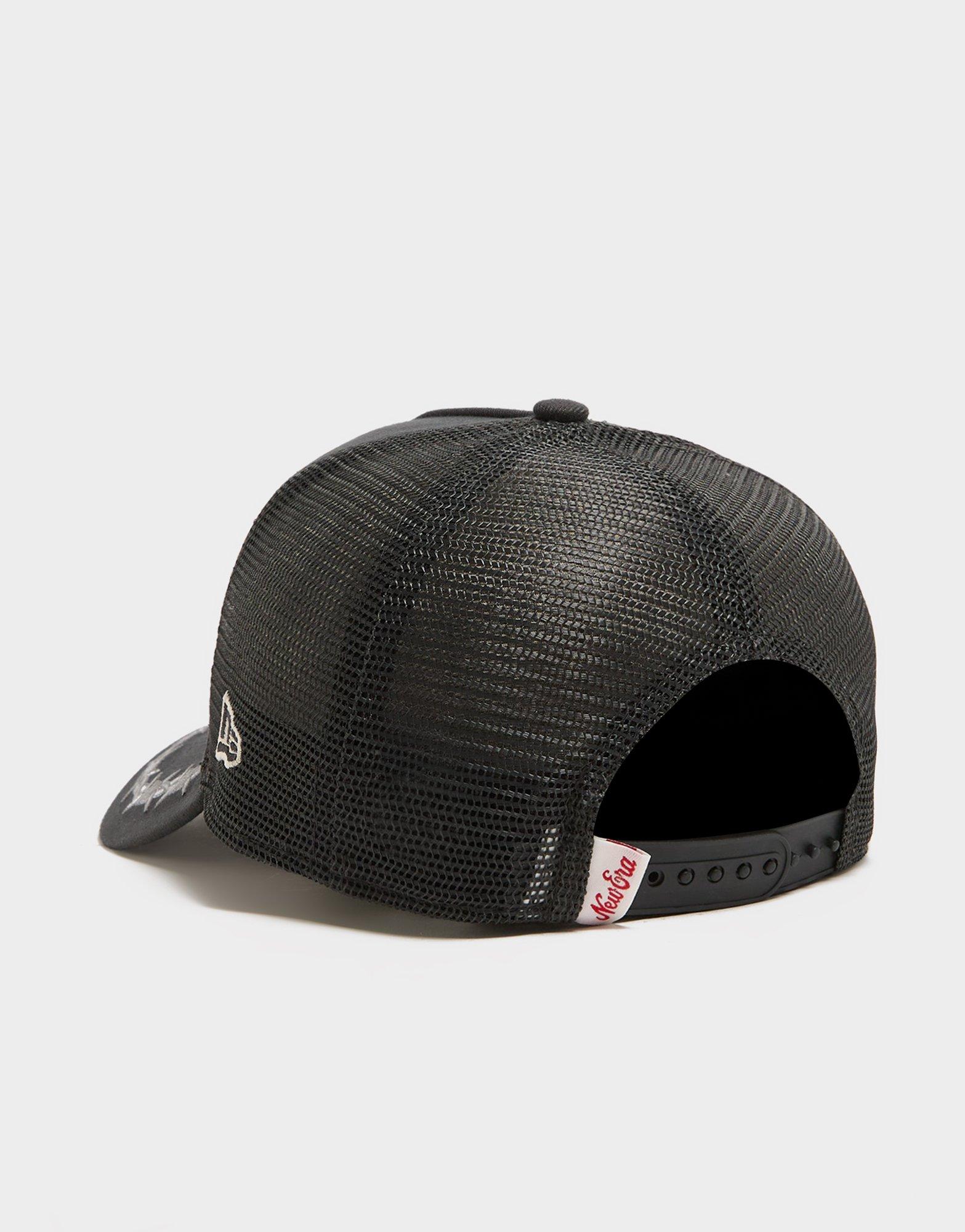 New Era Distressed Patch 9FORTY E-Frame Trucker Cap
