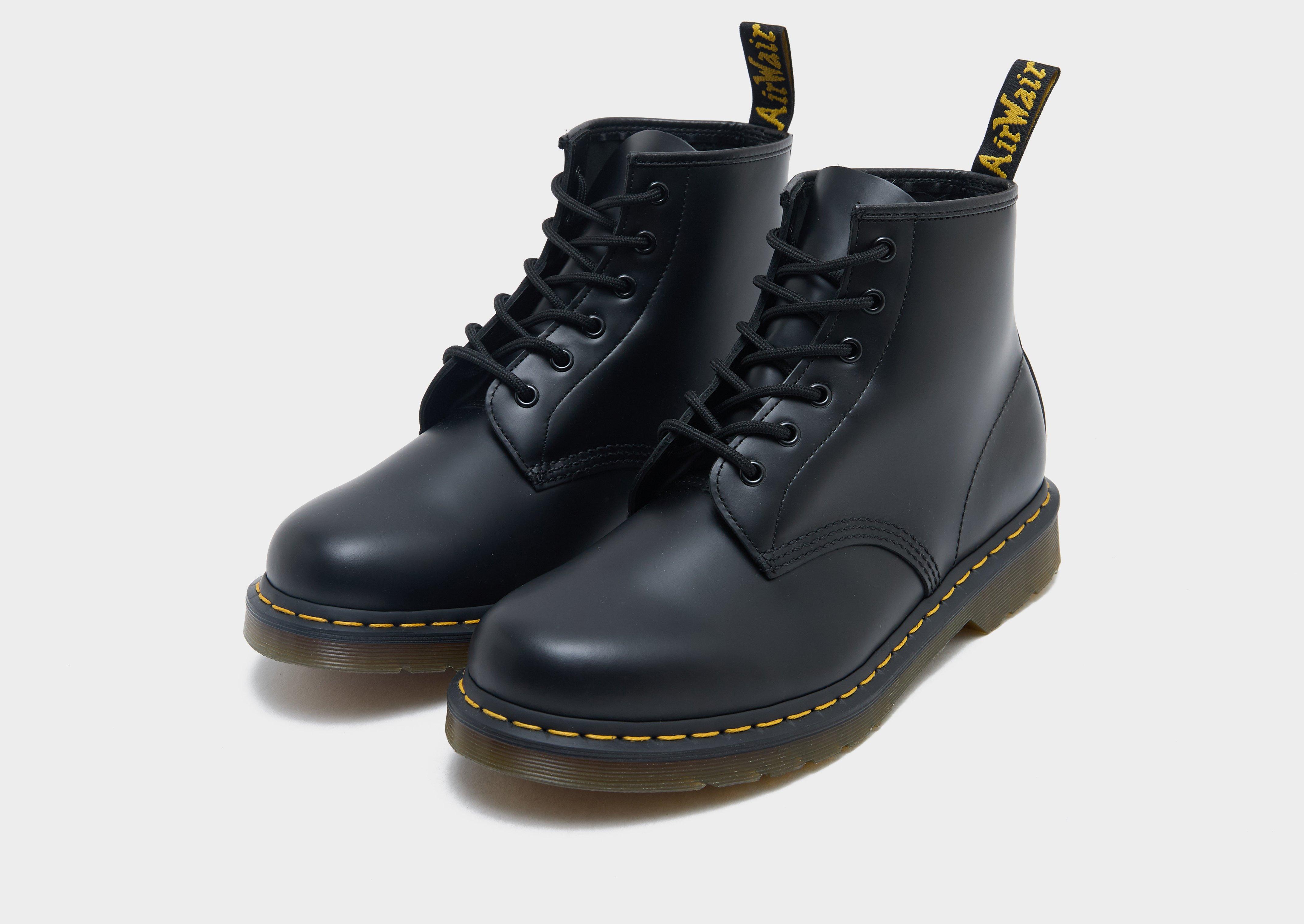 Dr. Martens 101 6 Eye Boots