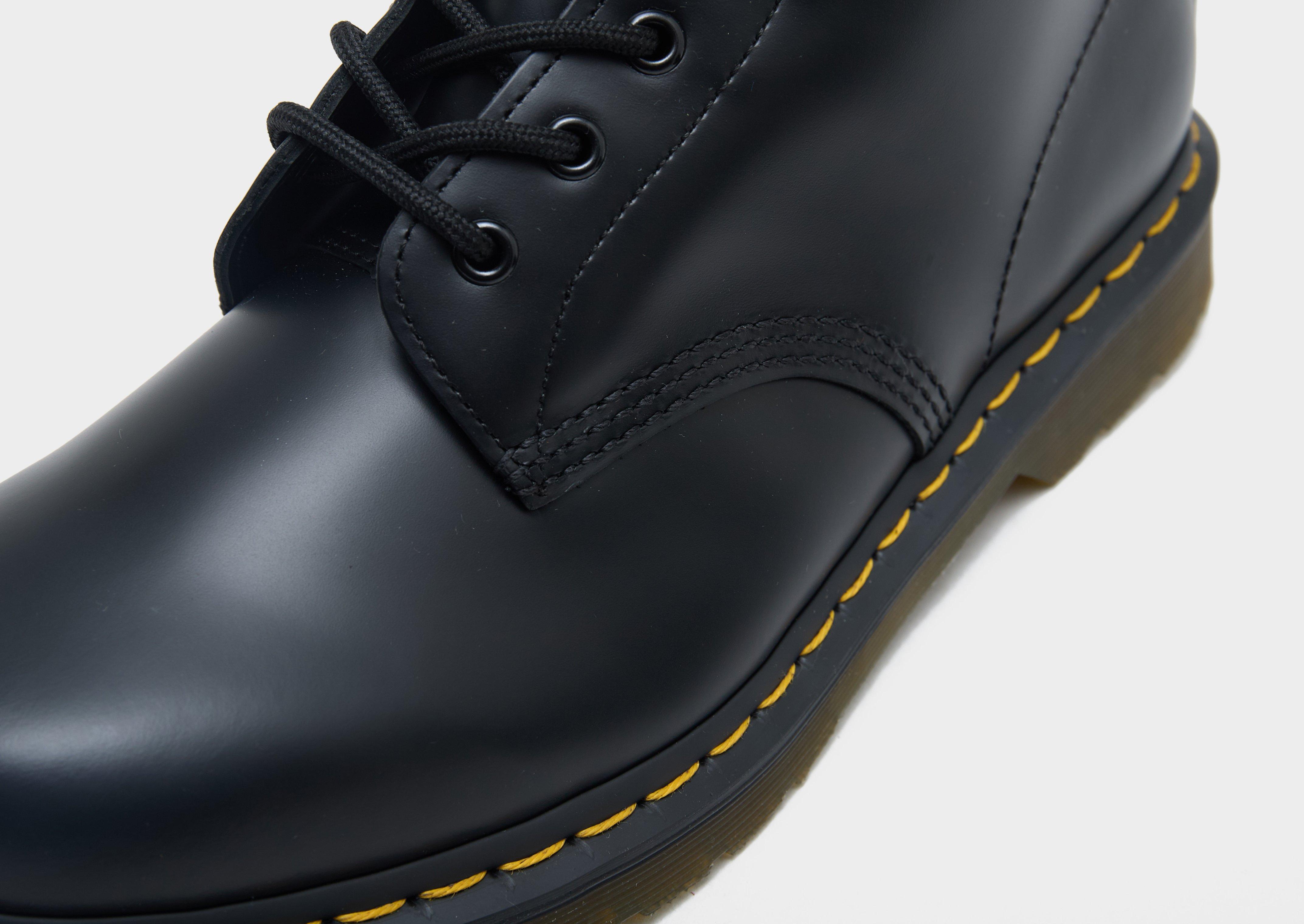 Dr. Martens 101 6 Eye Boots
