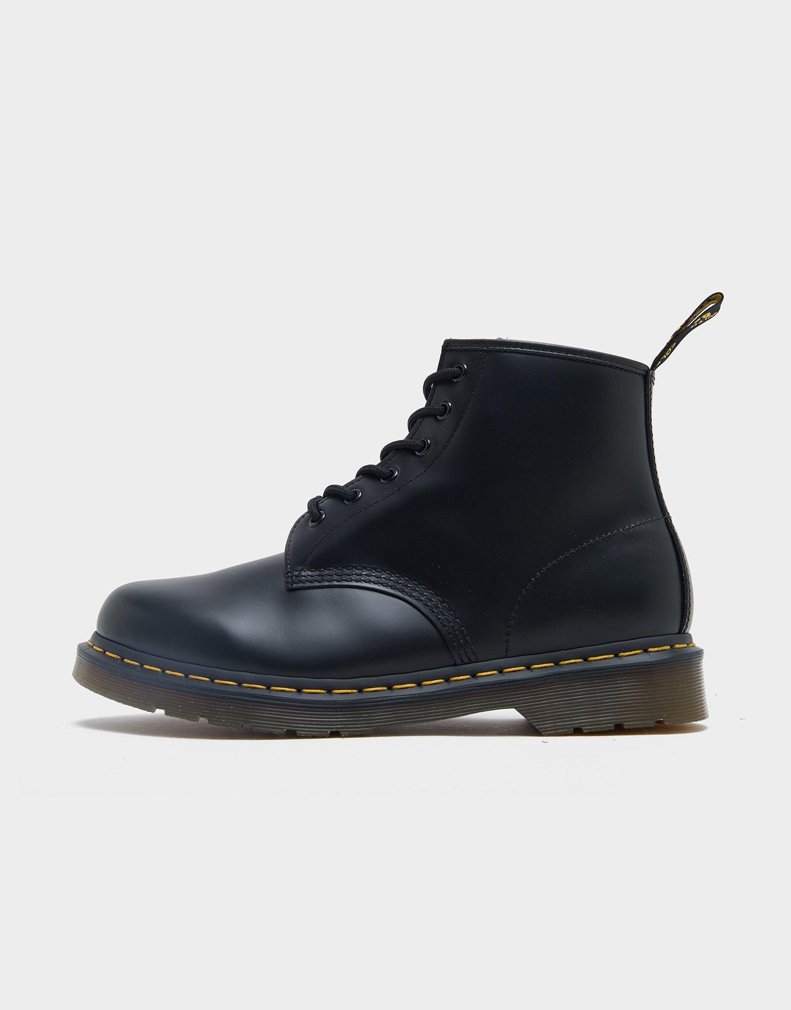 Dr. Martens 101 6 Eye Boots