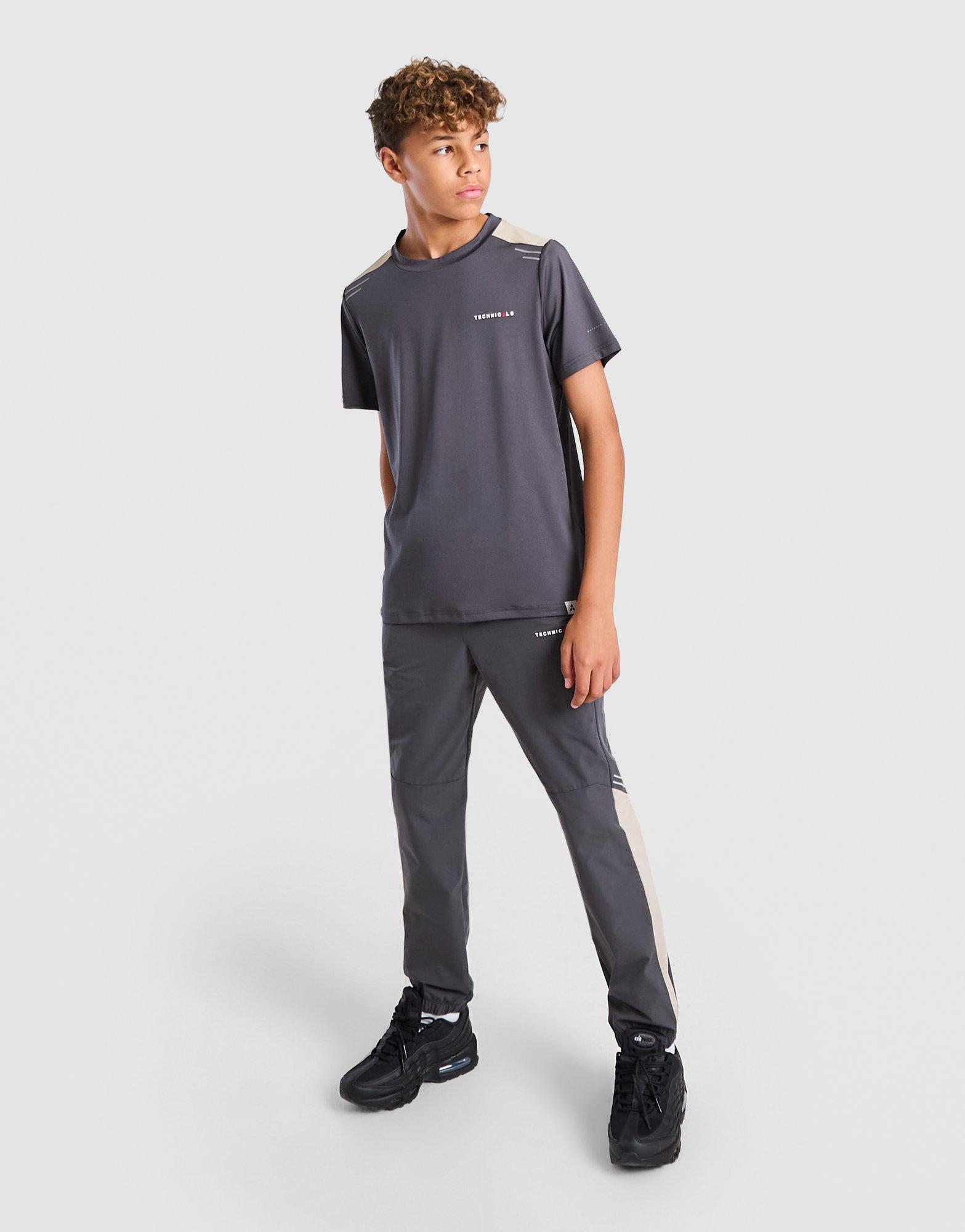 Technicals Become T-Shirt Junior