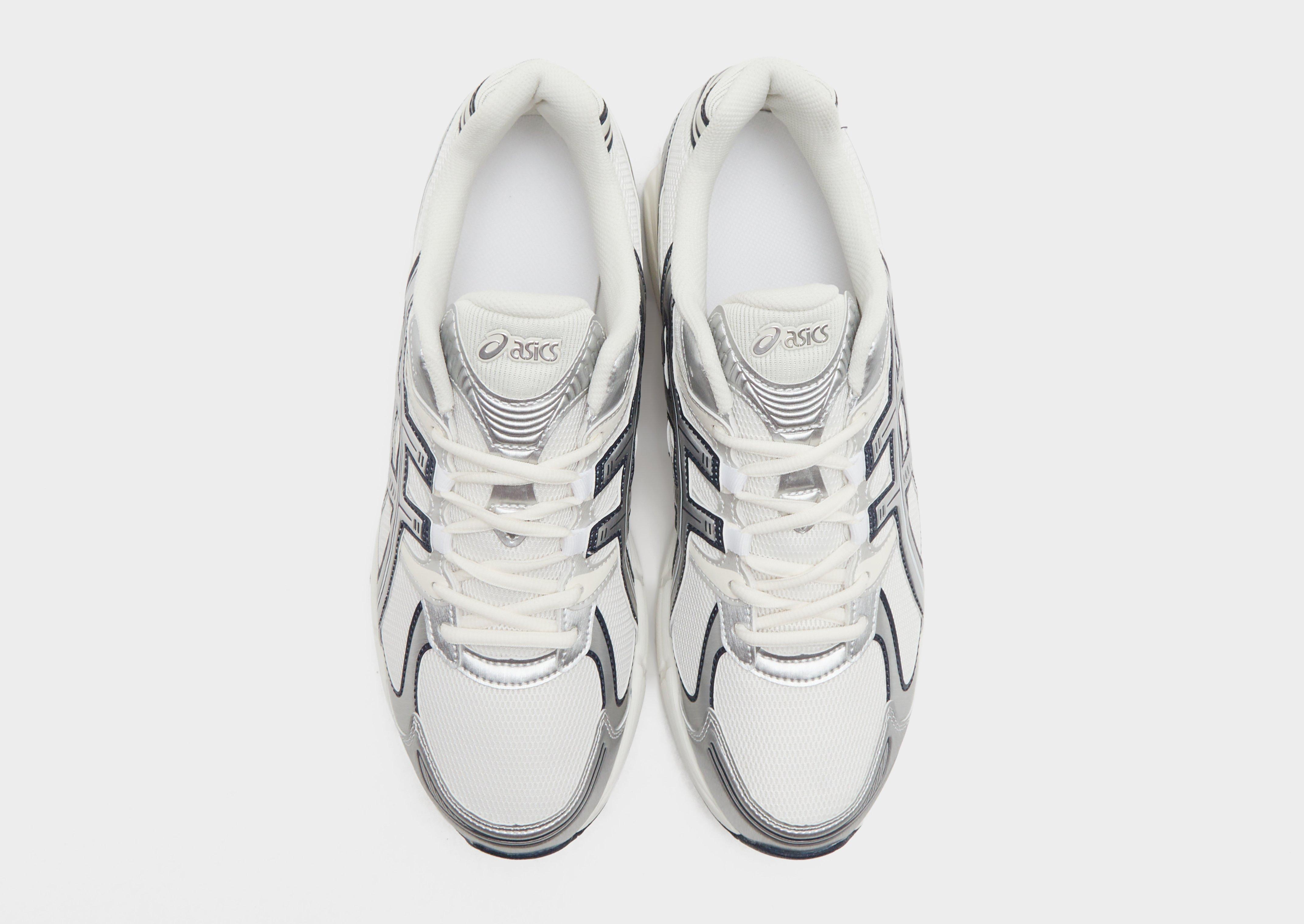 ASICS GEL-STRATUS MC