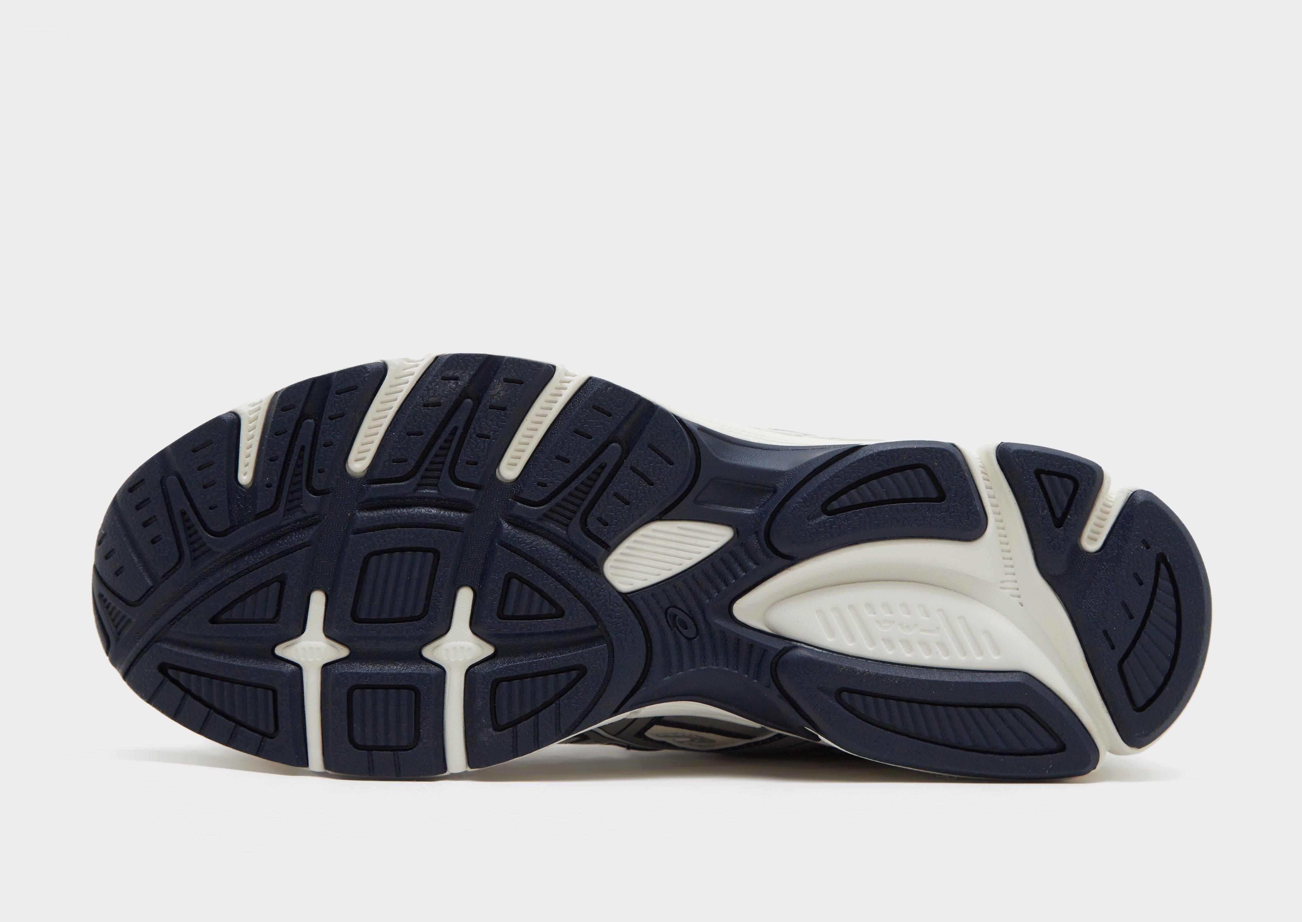 ASICS GEL-STRATUS MC