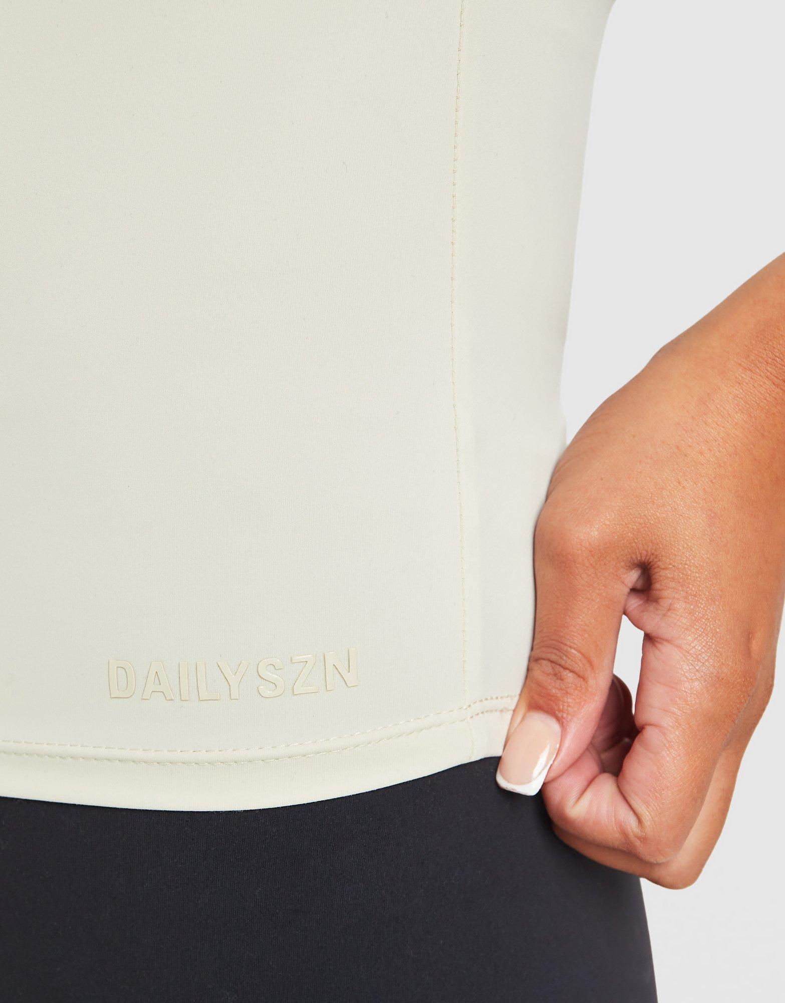 DAILYSZN Ruche Halter Top