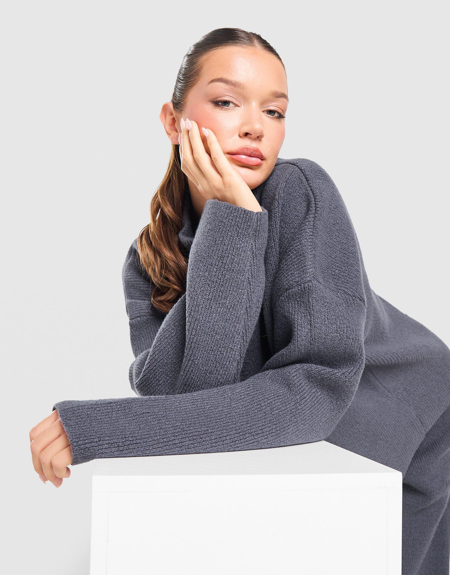 DAILYSZN Snug Full Zip Sweatshirt