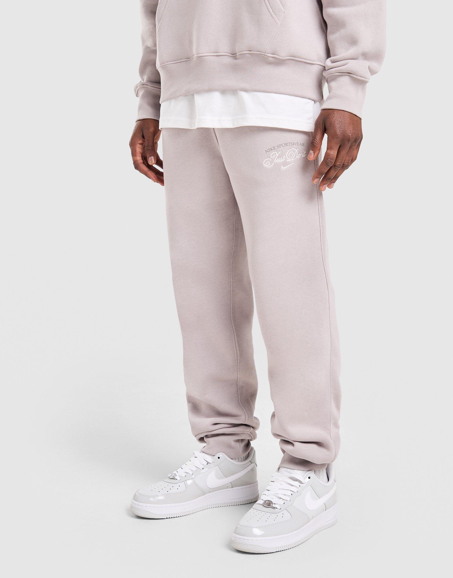 Nike Varsity Joggers