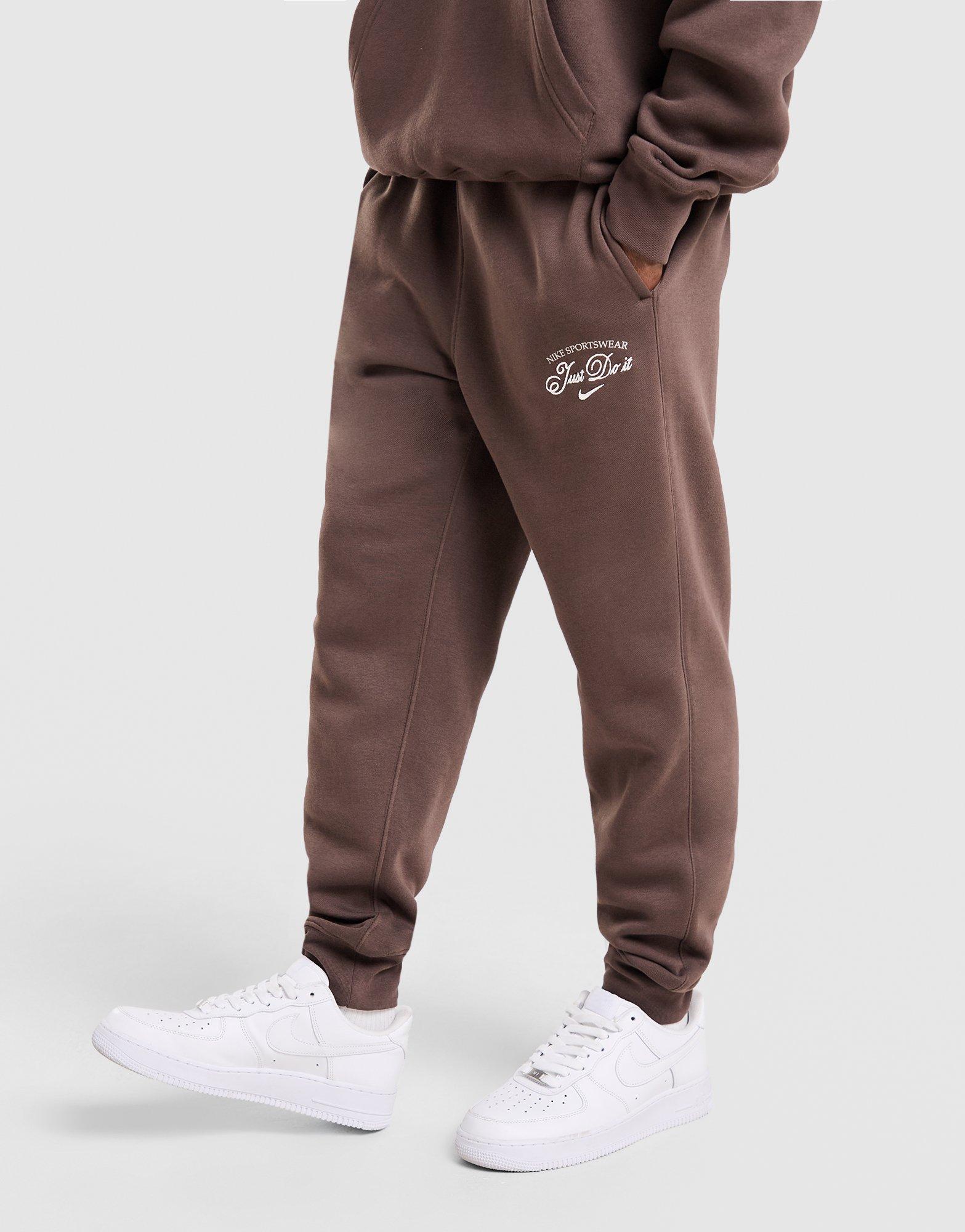 Nike Varsity Joggers