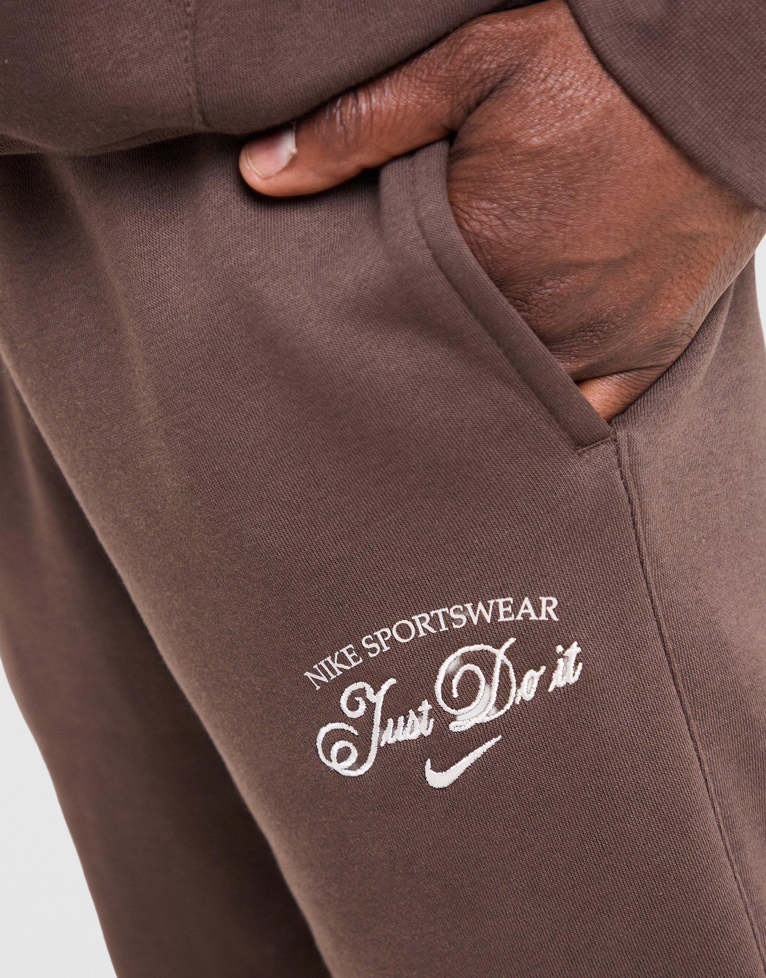 Nike Varsity Joggers