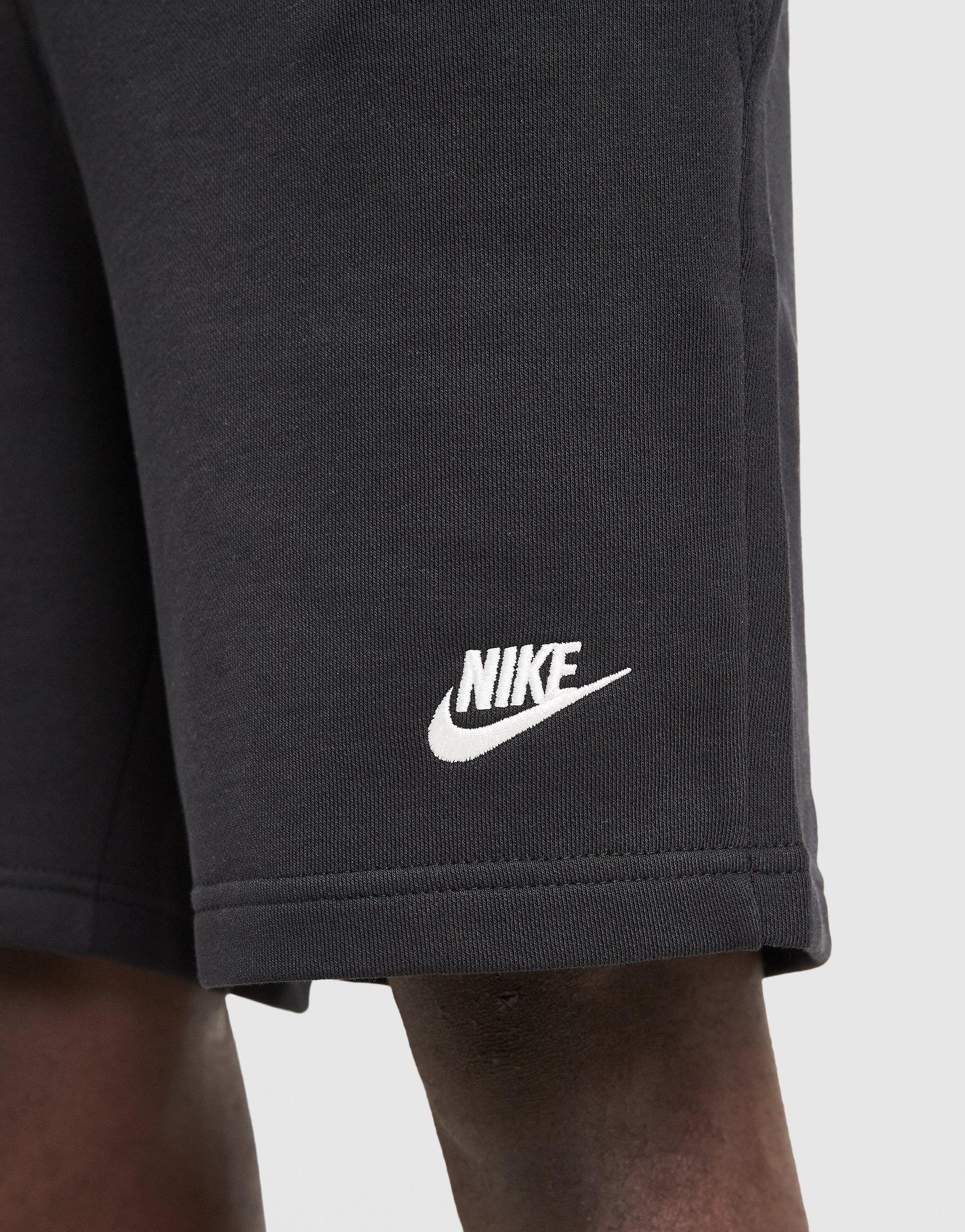 Nike Short Foundation