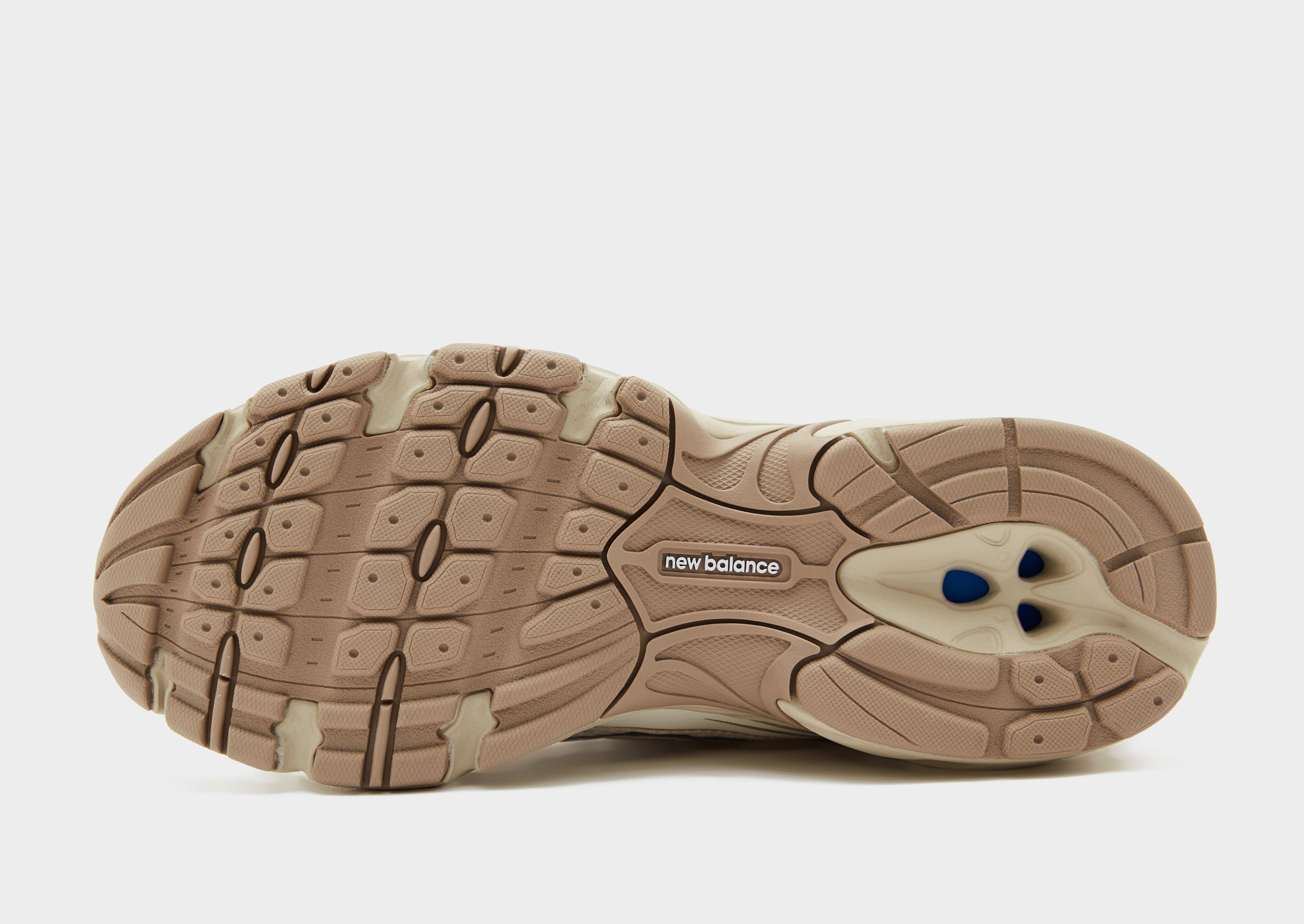 New Balance 740 Dam
