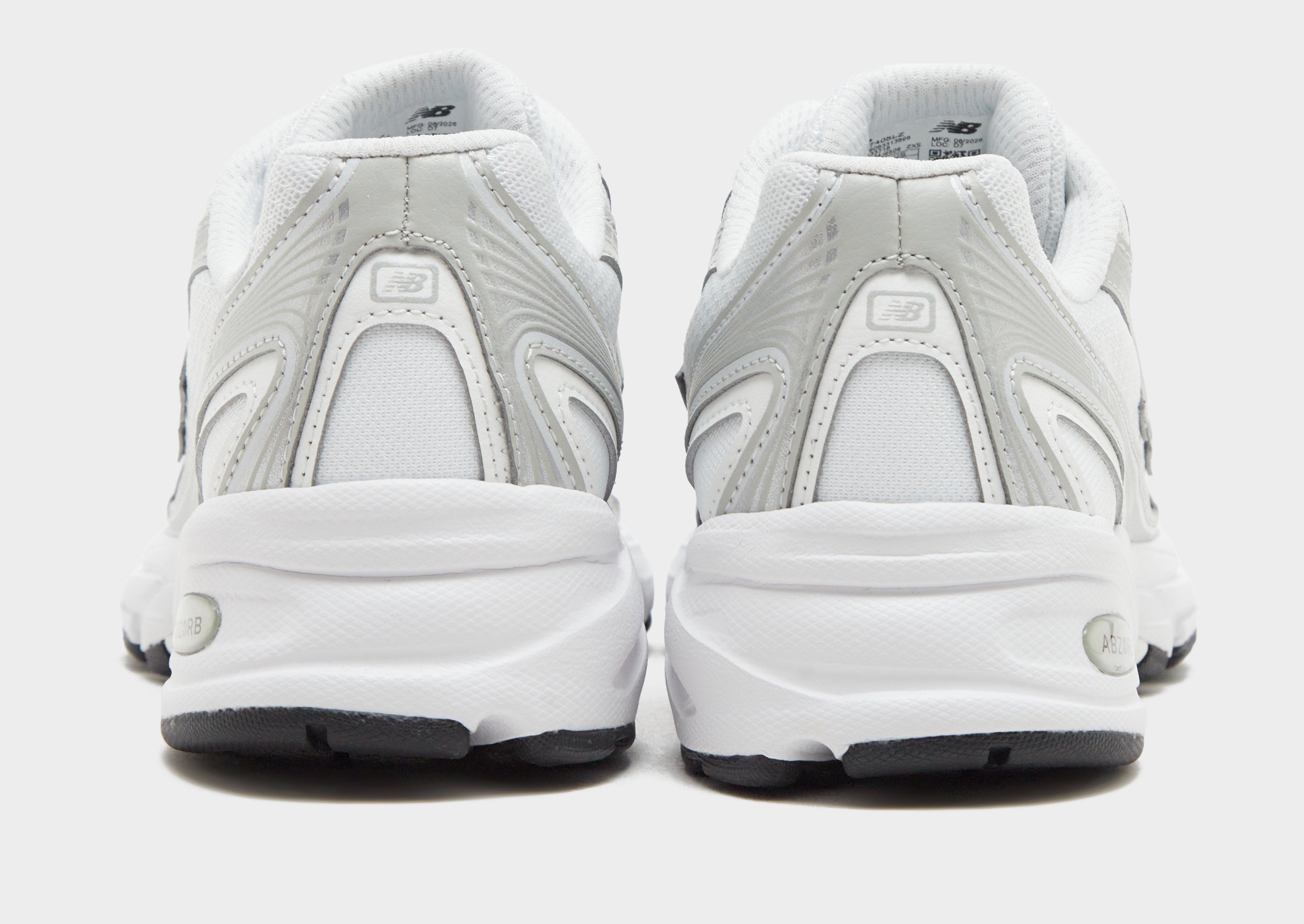 New Balance 740 Women's