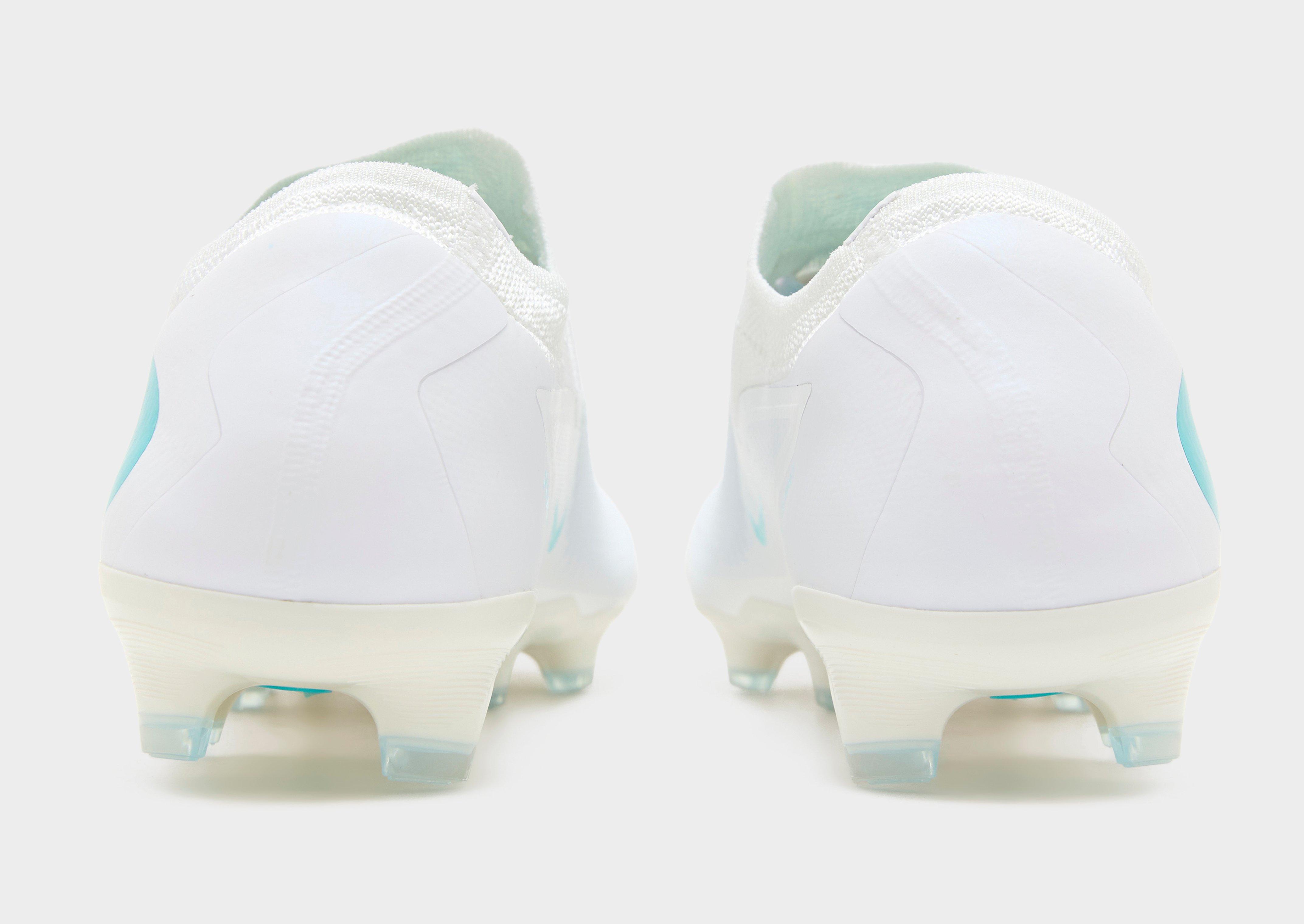 Nike Chaussures de football Phantom 6 Low Pro FG