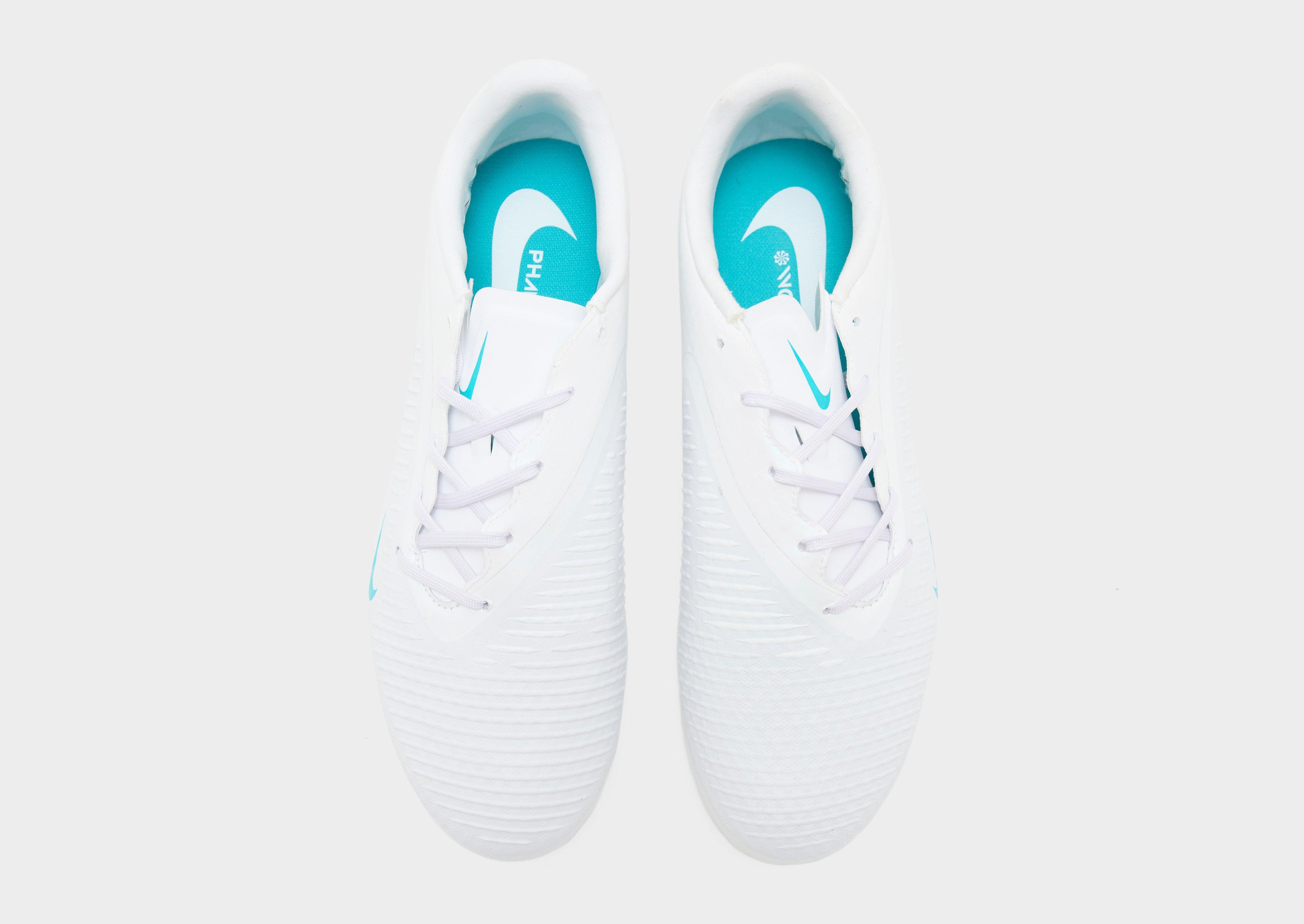 Nike Phantom 6 Low Academy FG