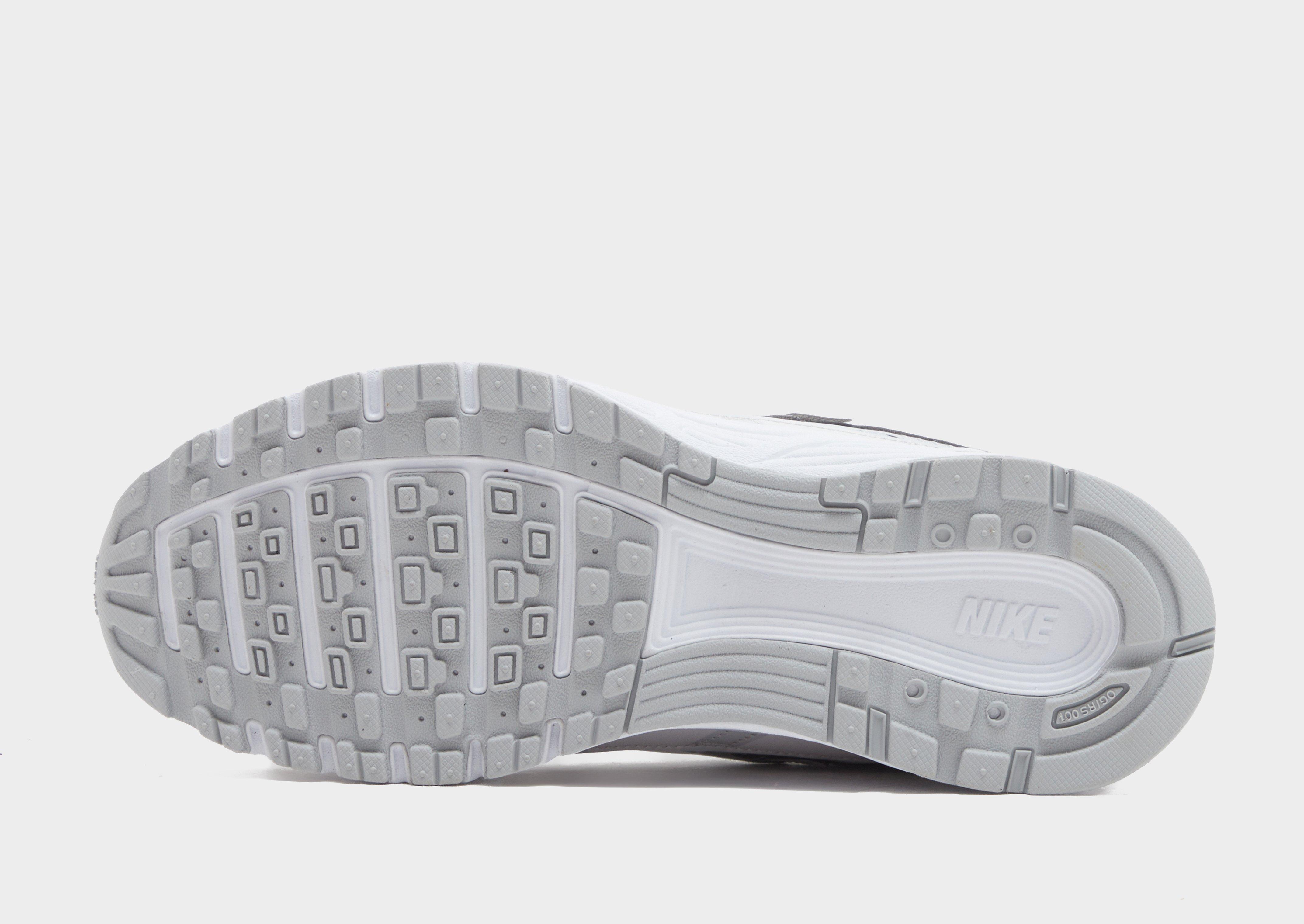 Nike Kinderschoenen P-6000